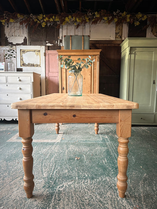 Farmhouse table 8 seater