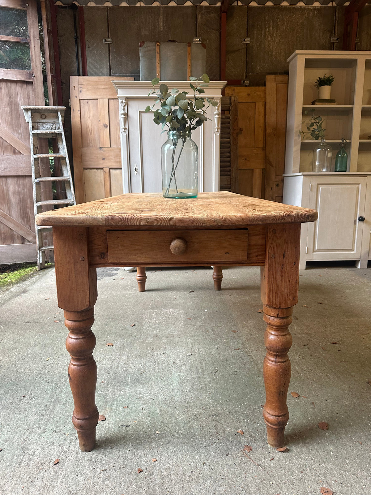 Farmhouse table 8 seater