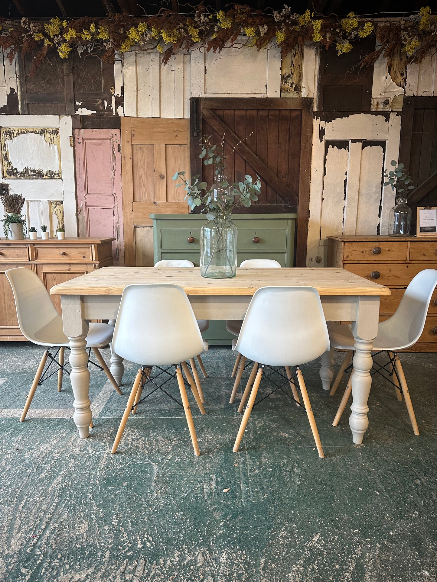 Rustic farmhouse table 6 seater