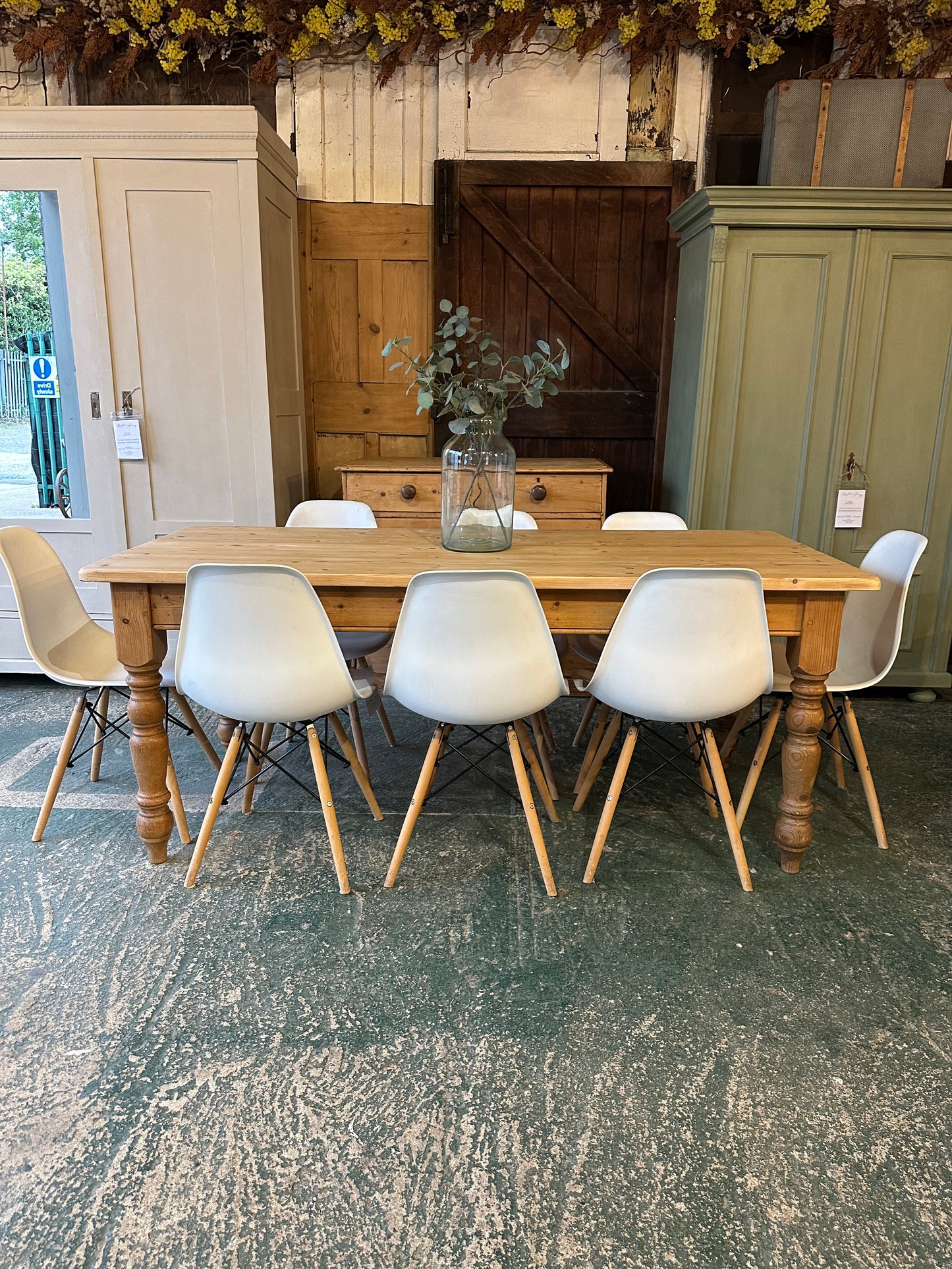Rustic farmhouse table 8 seater