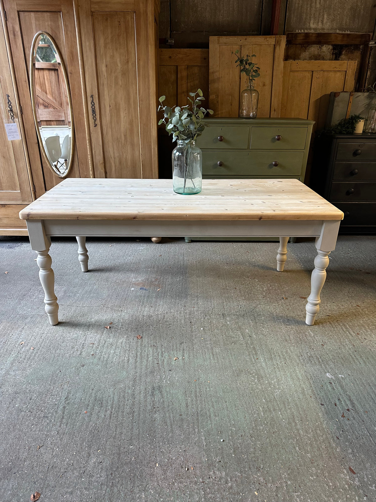 Farmhouse table 8 seater