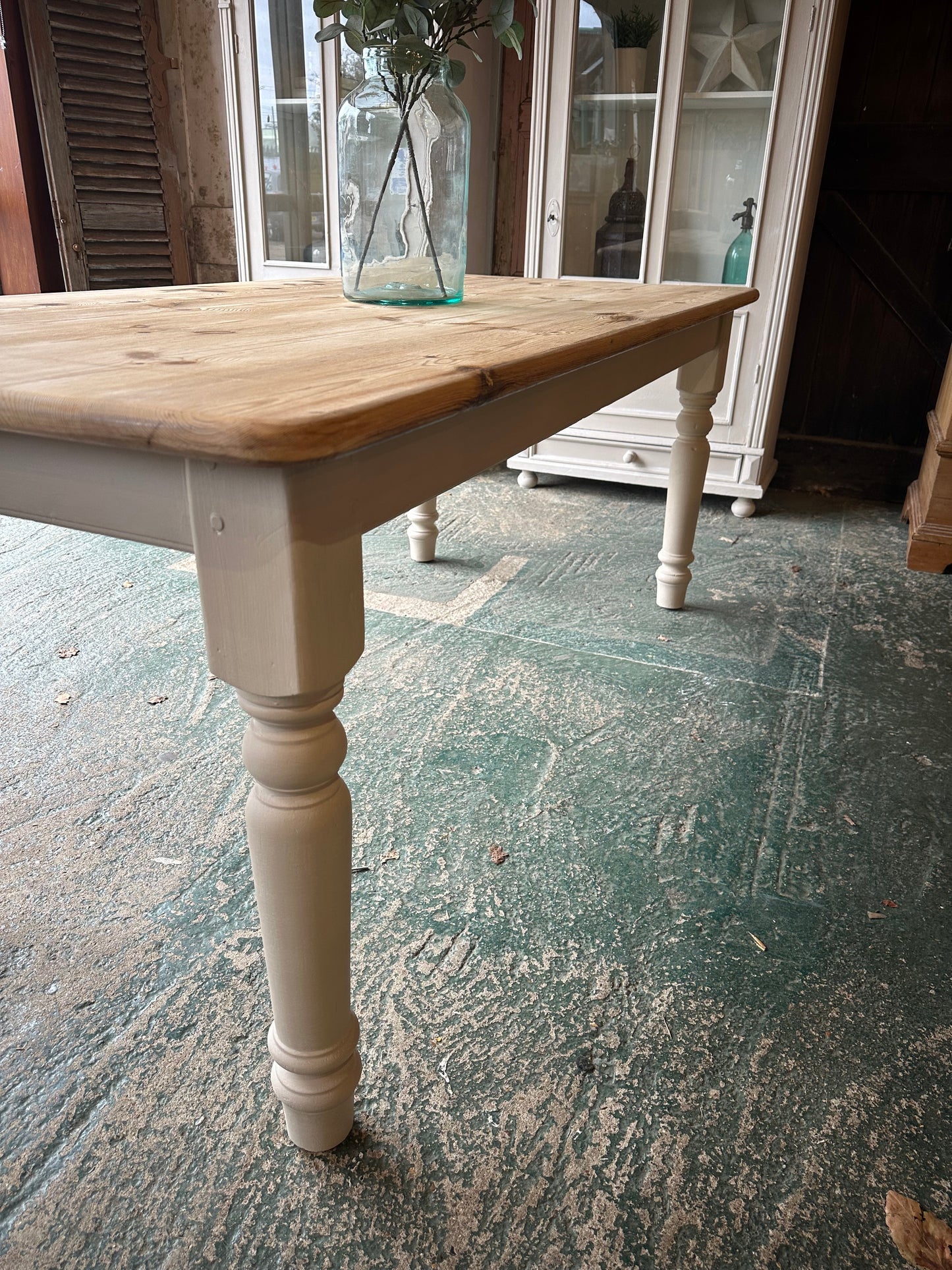 Rustic farmhouse table 8 seater