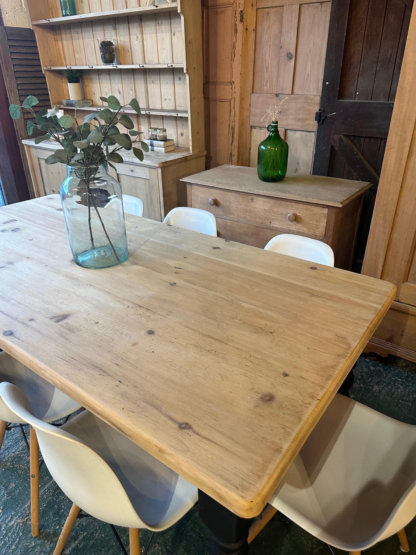 Rustic farmhouse table 8 seater