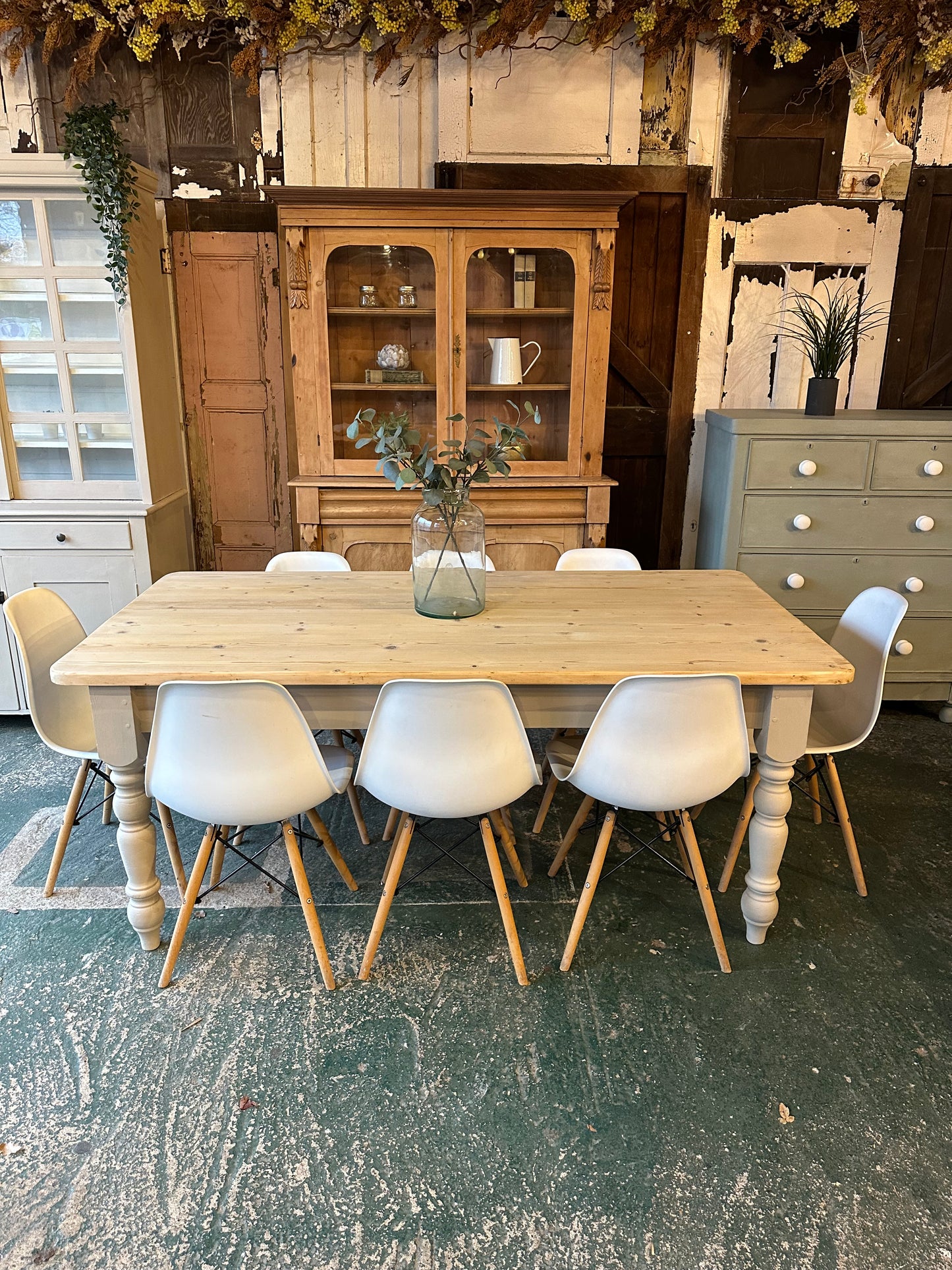 Rustic farmhouse table 8 seater