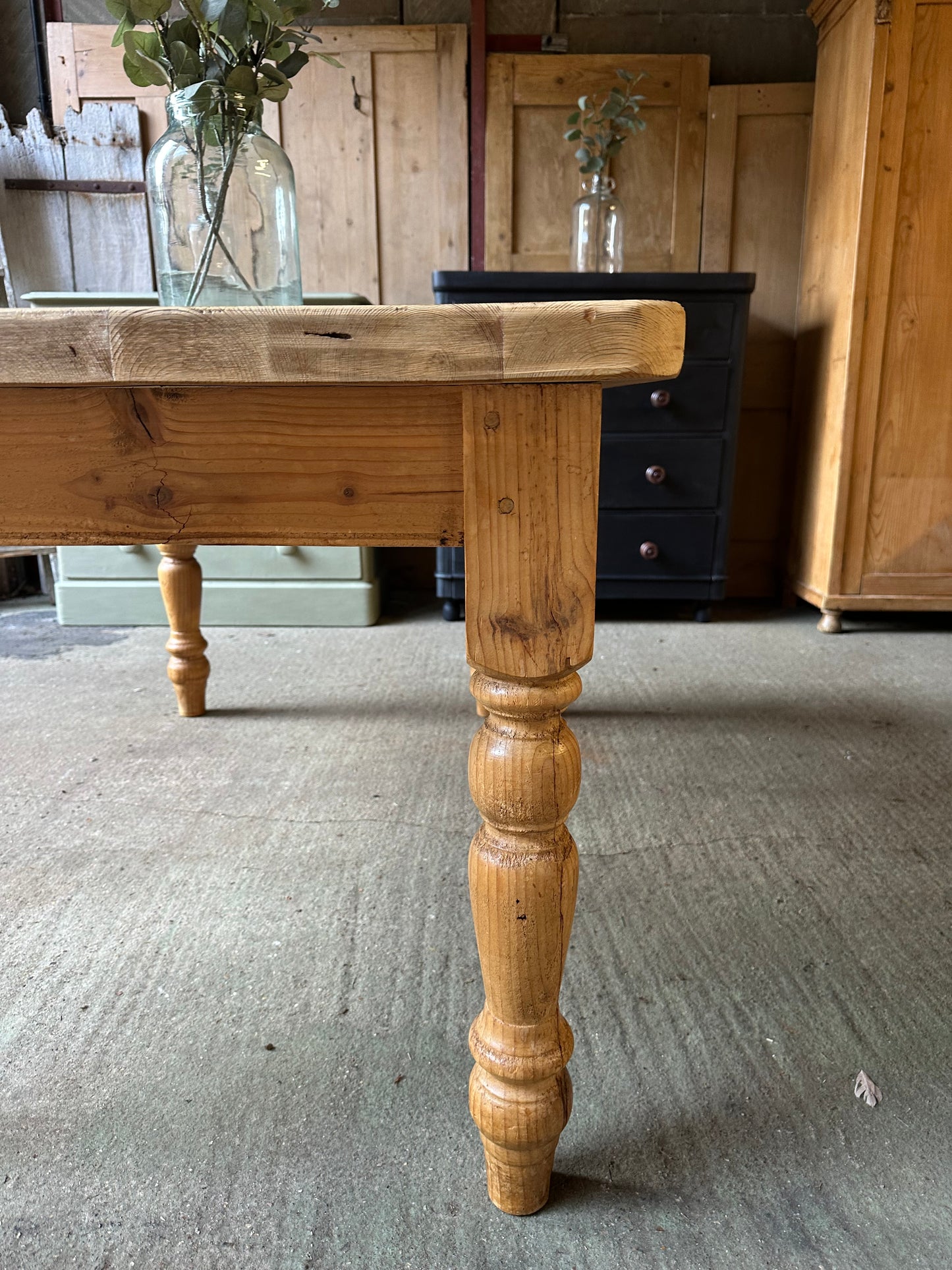 Farmhouse table 6 seater