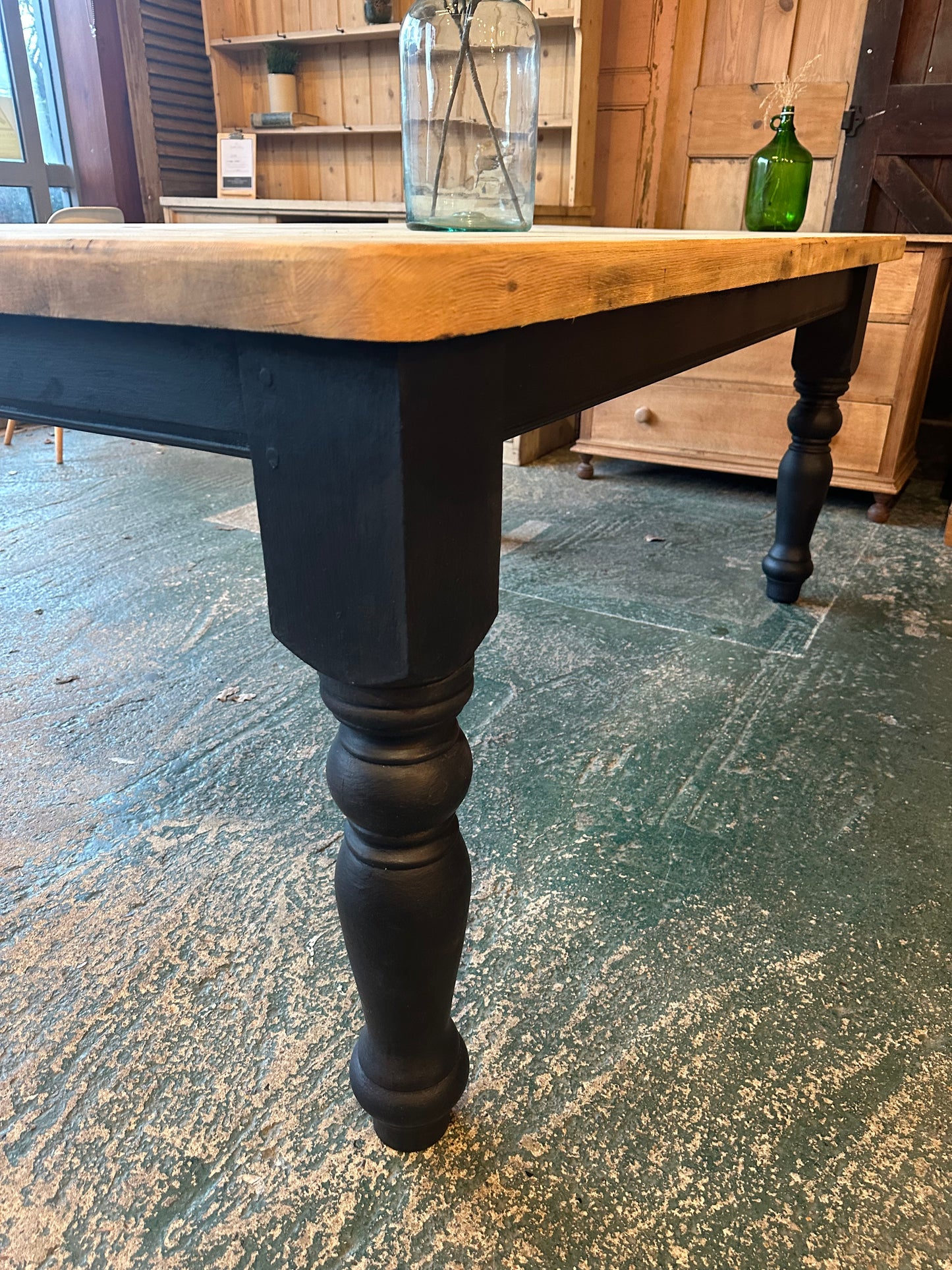 Rustic farmhouse table 8 seater