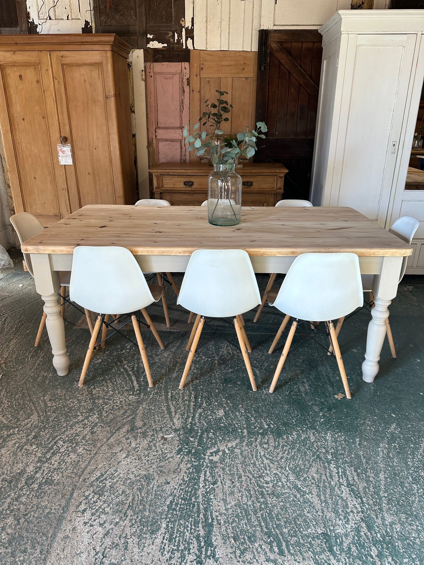 Rustic farmhouse table 8 seater