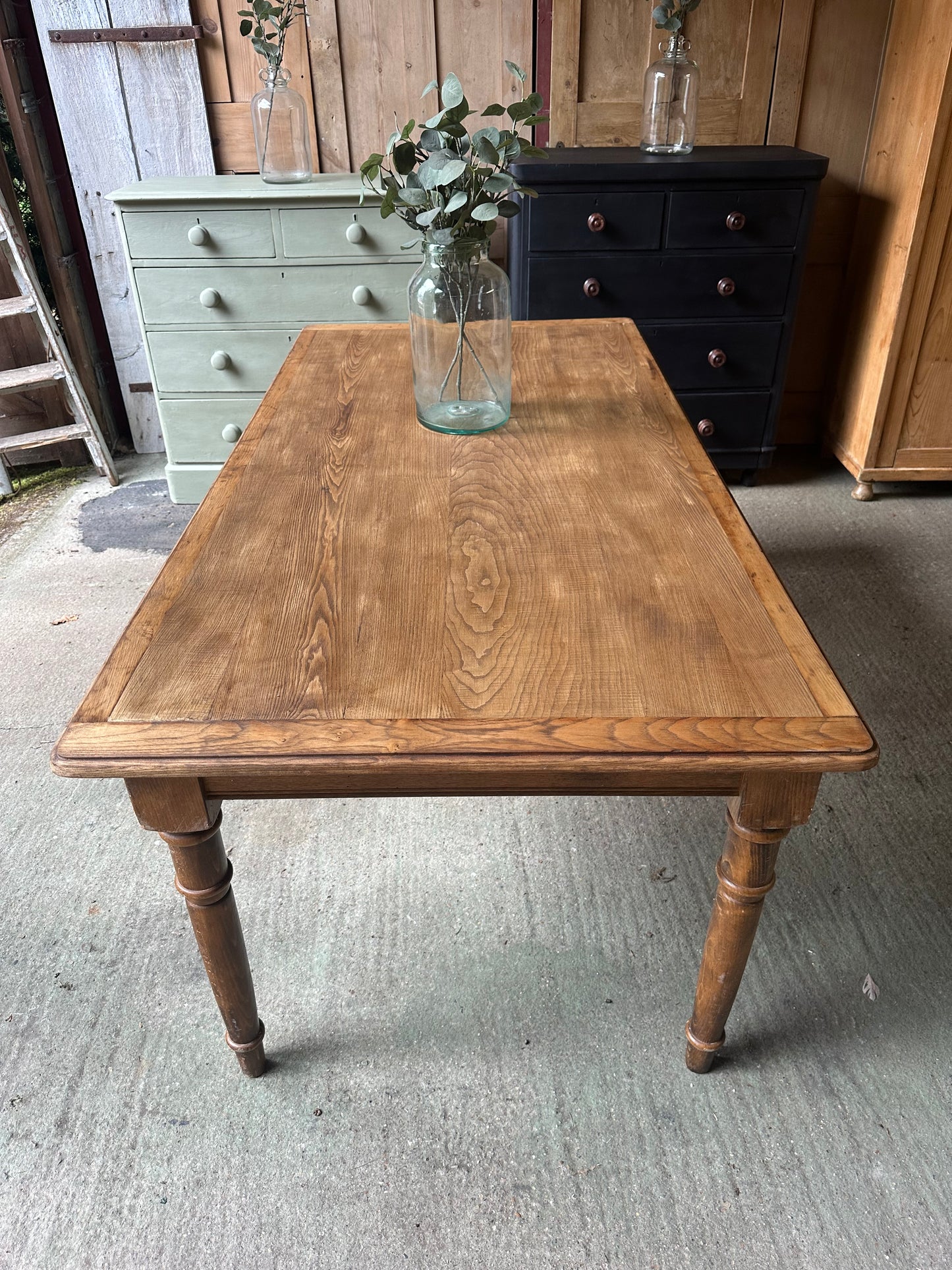 Farmhouse table 8 seater