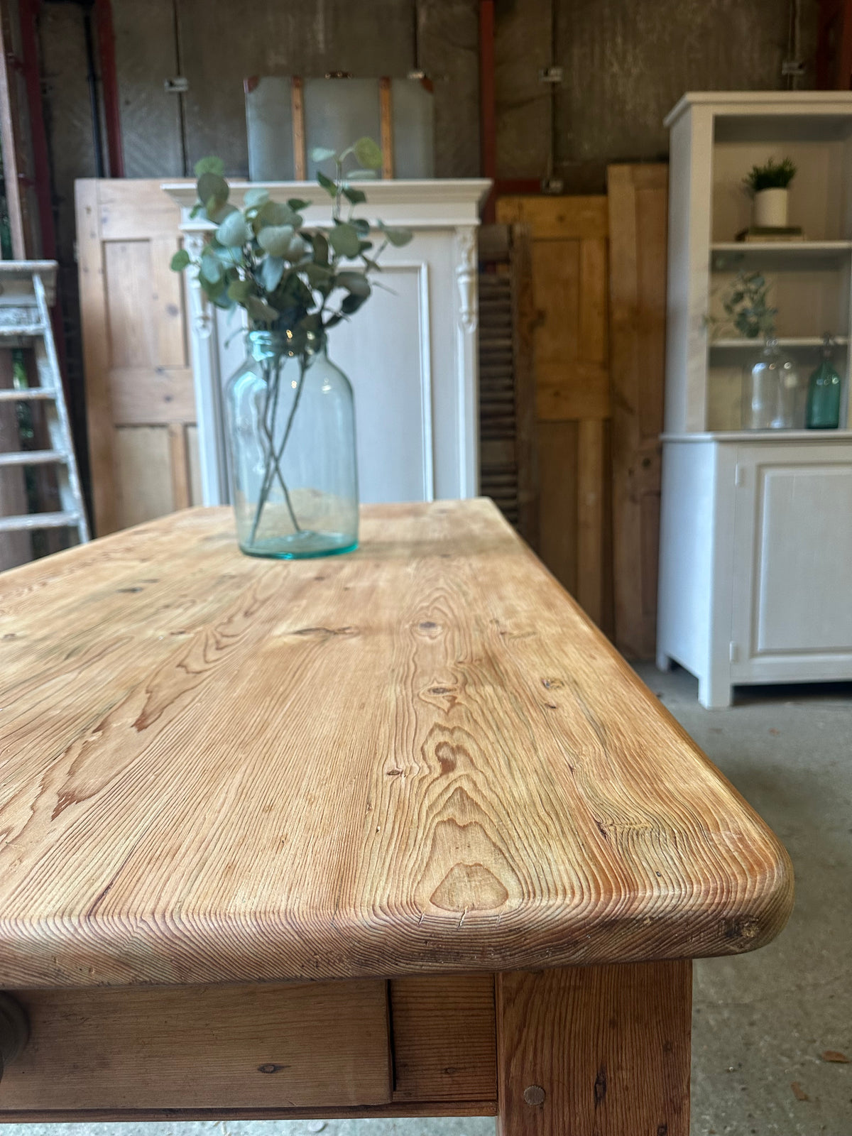 Farmhouse table 8 seater