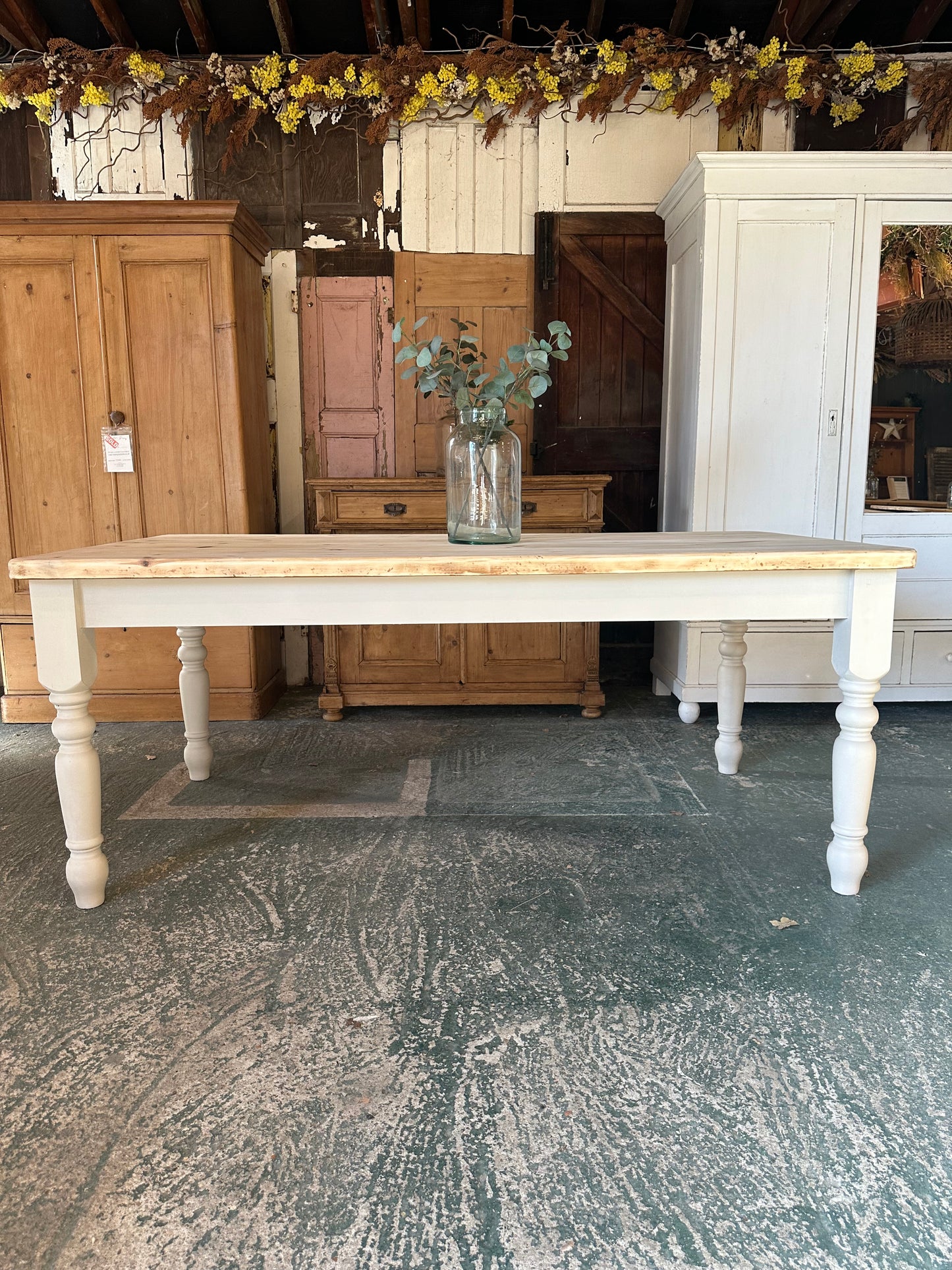 Rustic farmhouse table 8 seater