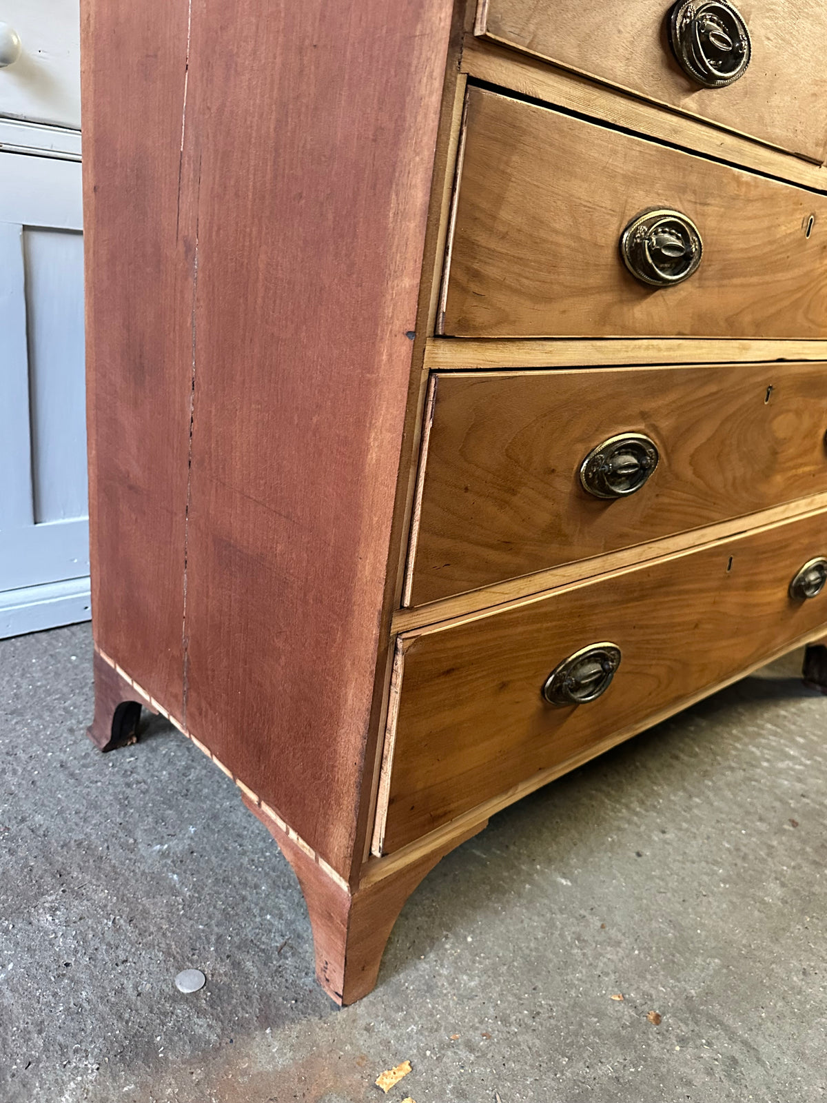 Vintage chest of drawers
