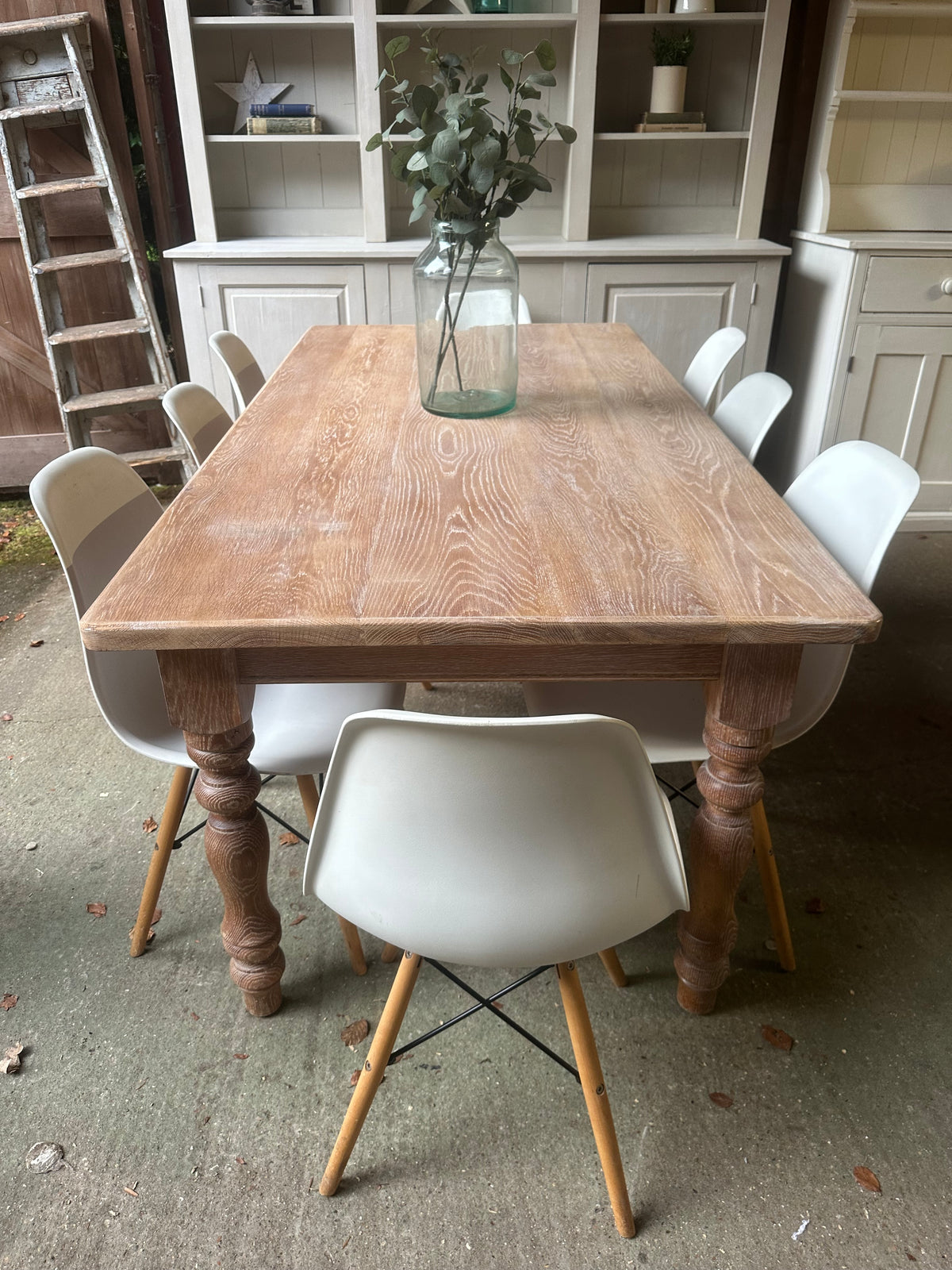 Farmhouse table 8 seater
