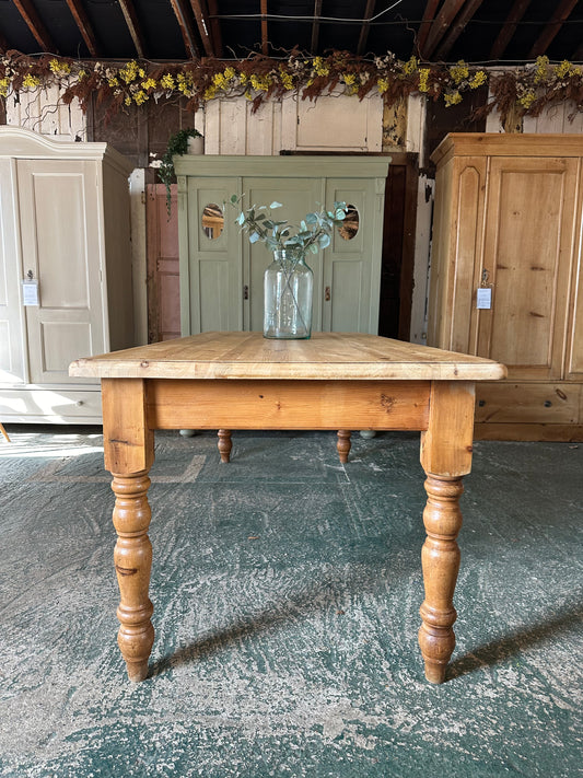 Farmhouse table large 8 seater