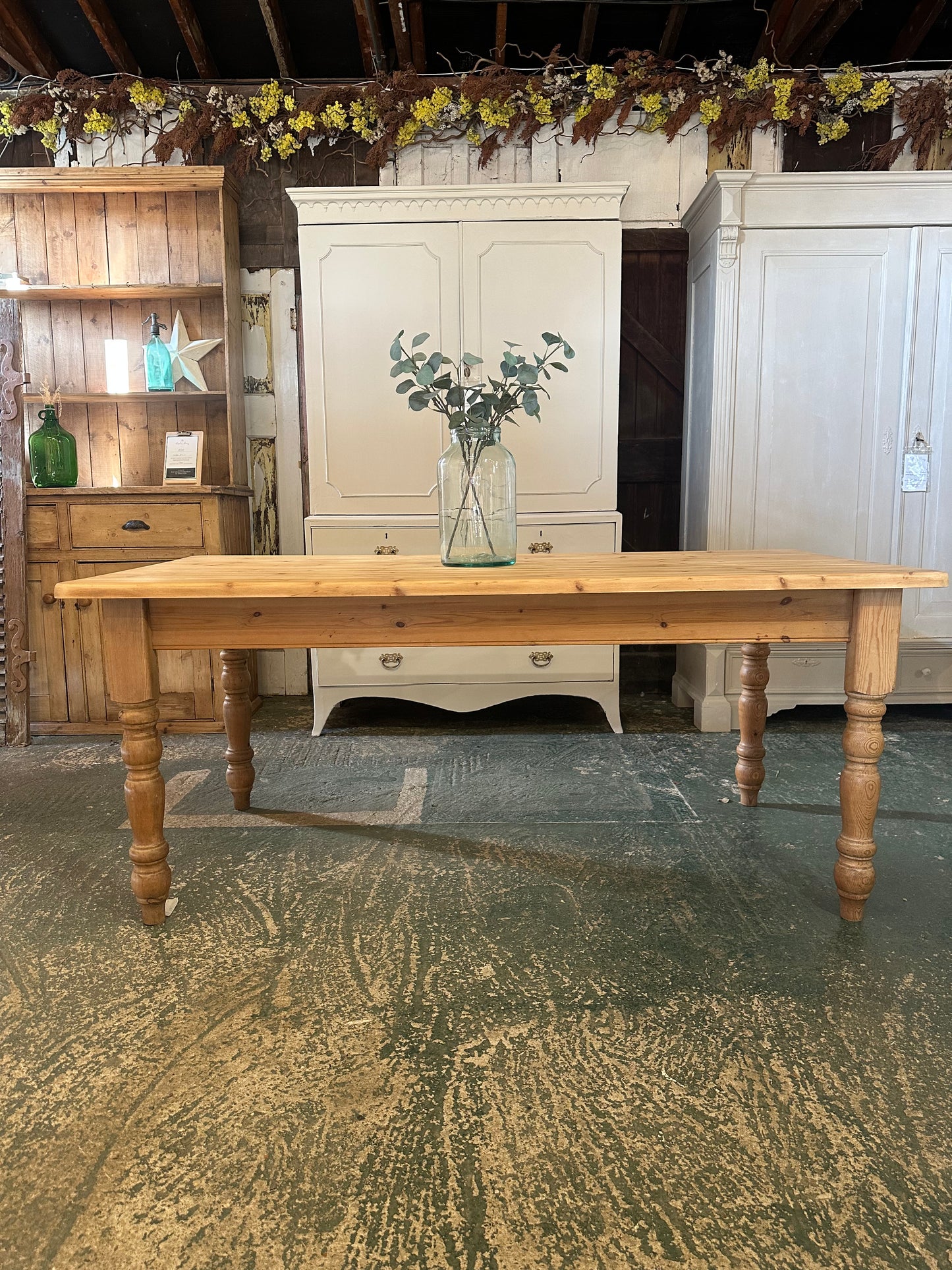 Farmhouse table 8 seater