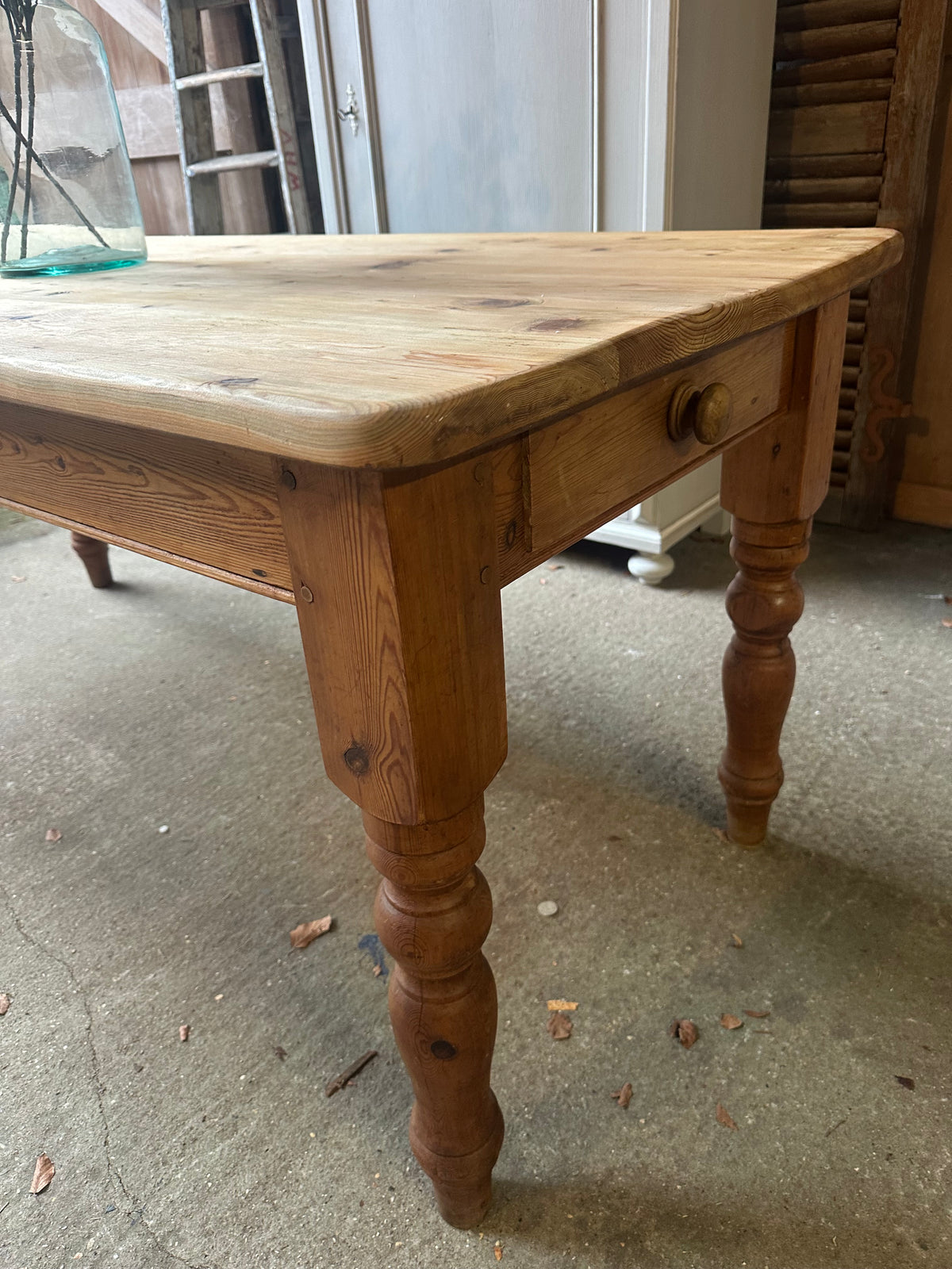 Farmhouse table 8 seater