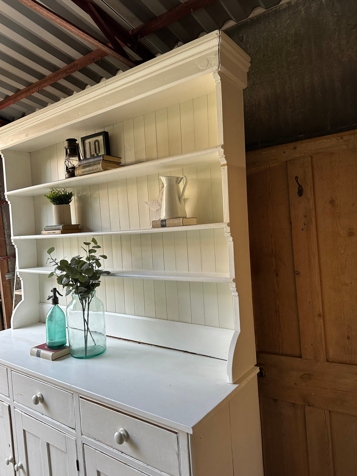 Vintage dresser