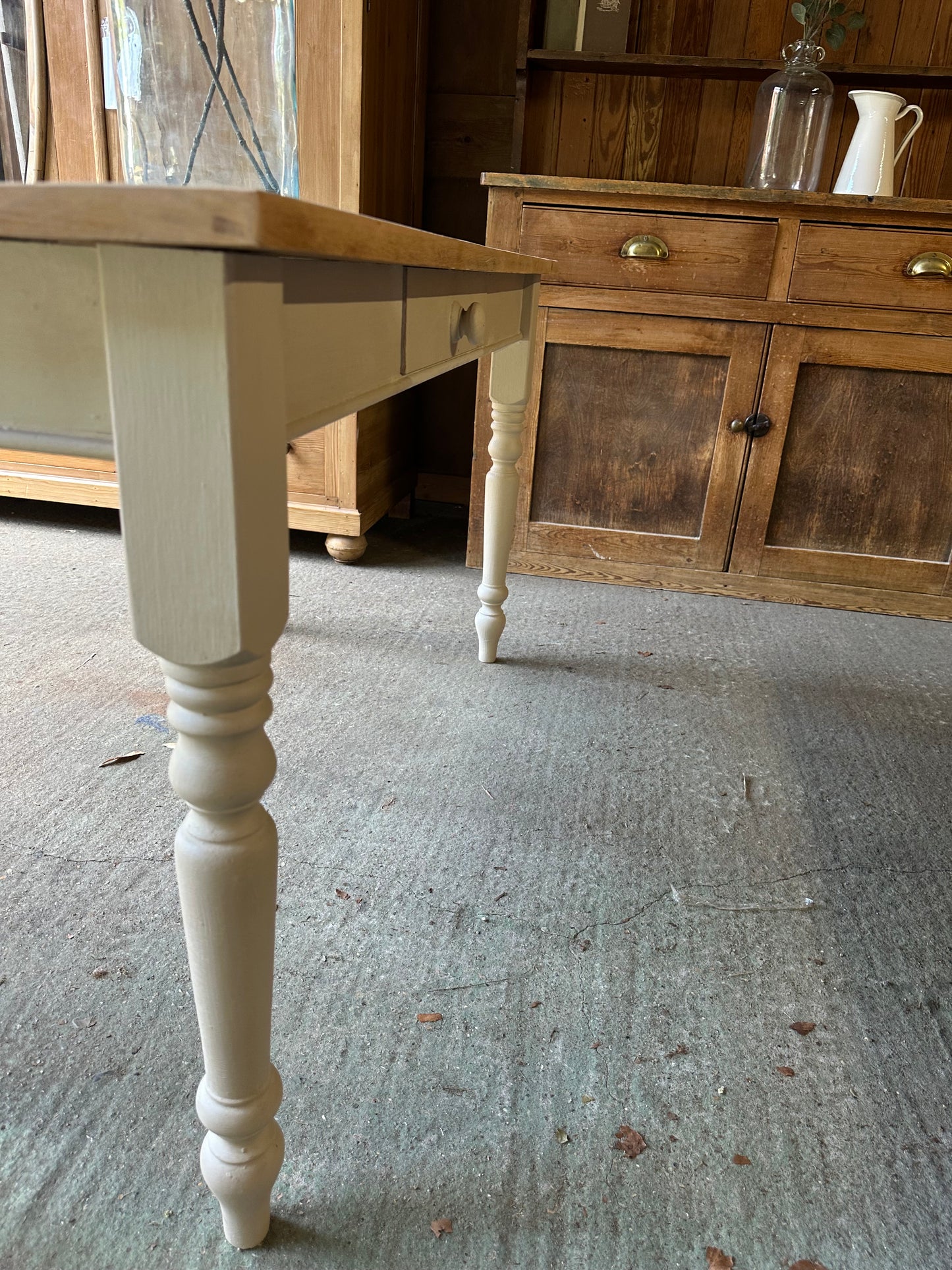 Farmhouse table 6 seater / desk