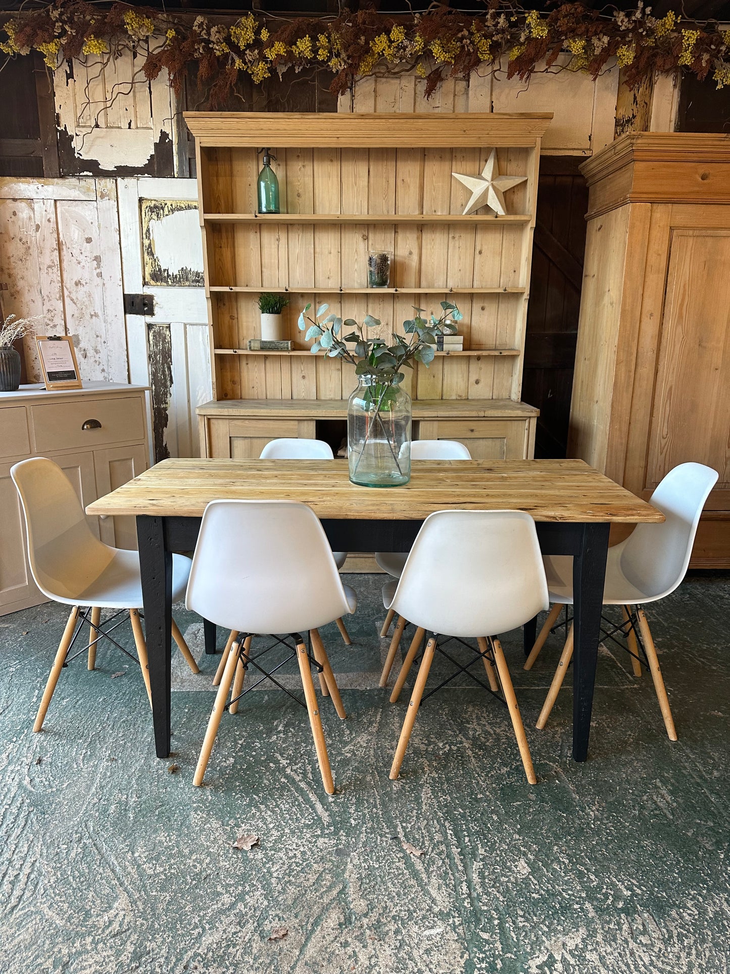 Farmhouse table 6 seater