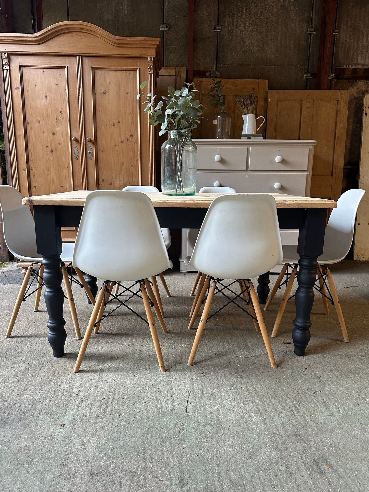 Farmhouse table 6 seater