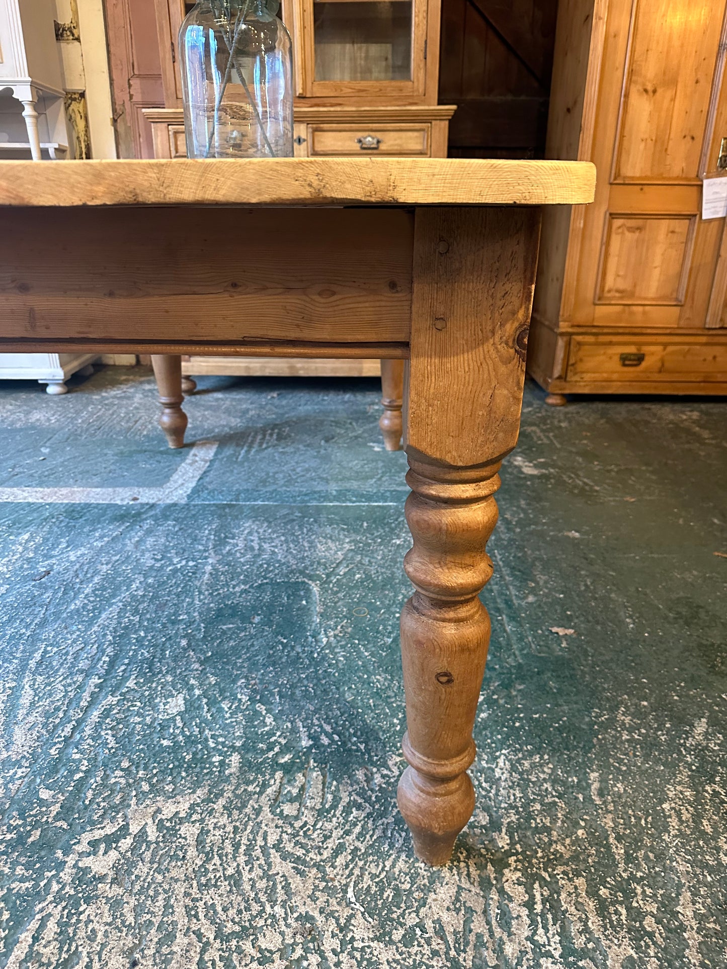 Farmhouse table 8 seater