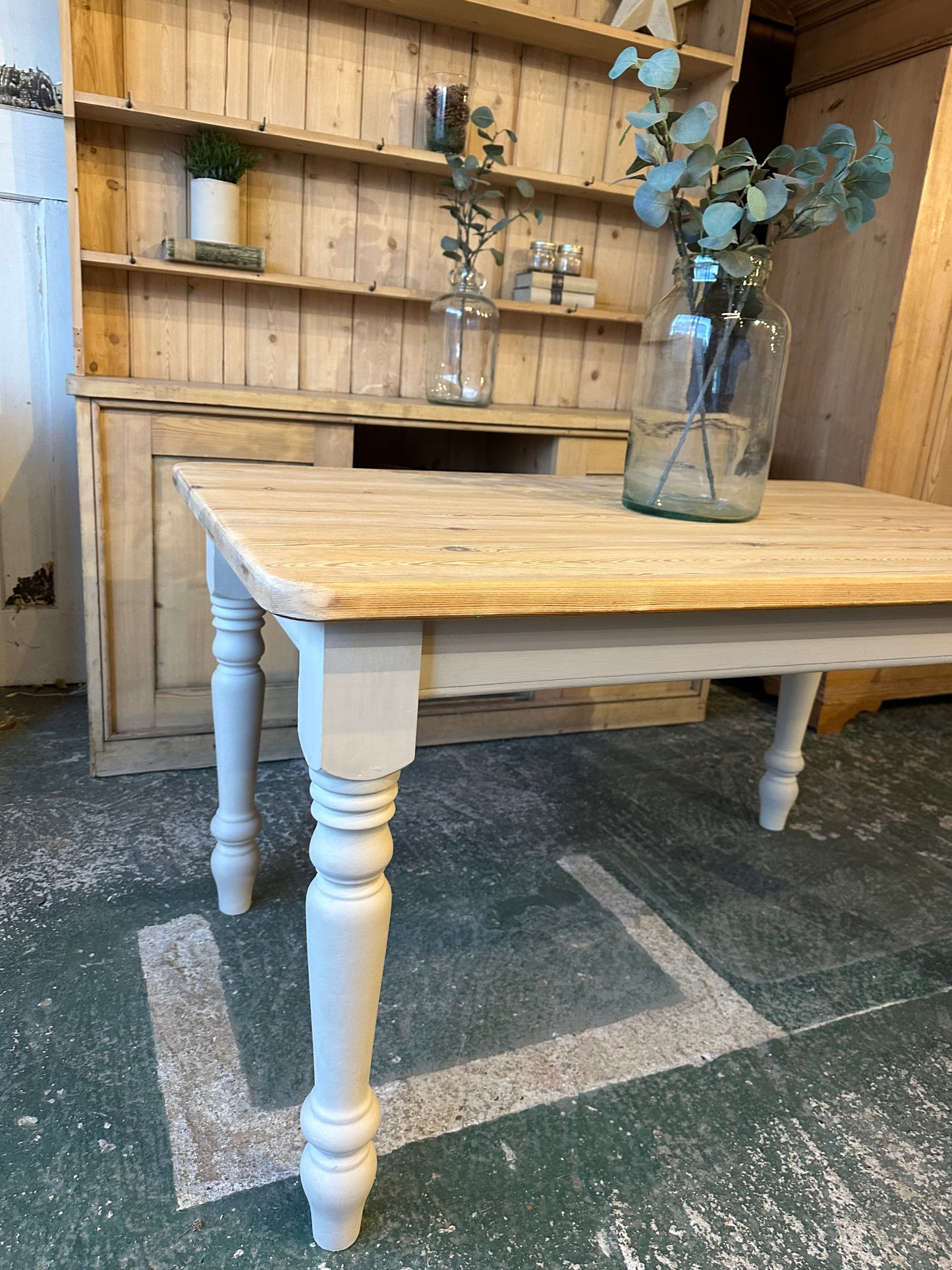 Rustic farmhouse table 6 seater