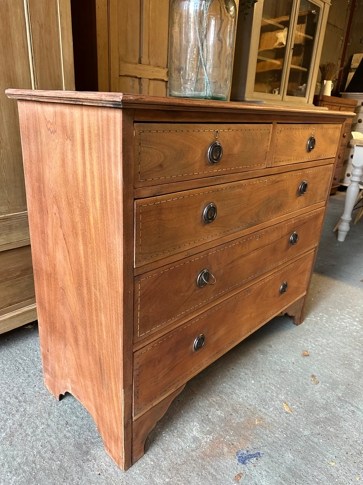 Vintage chest of drawers