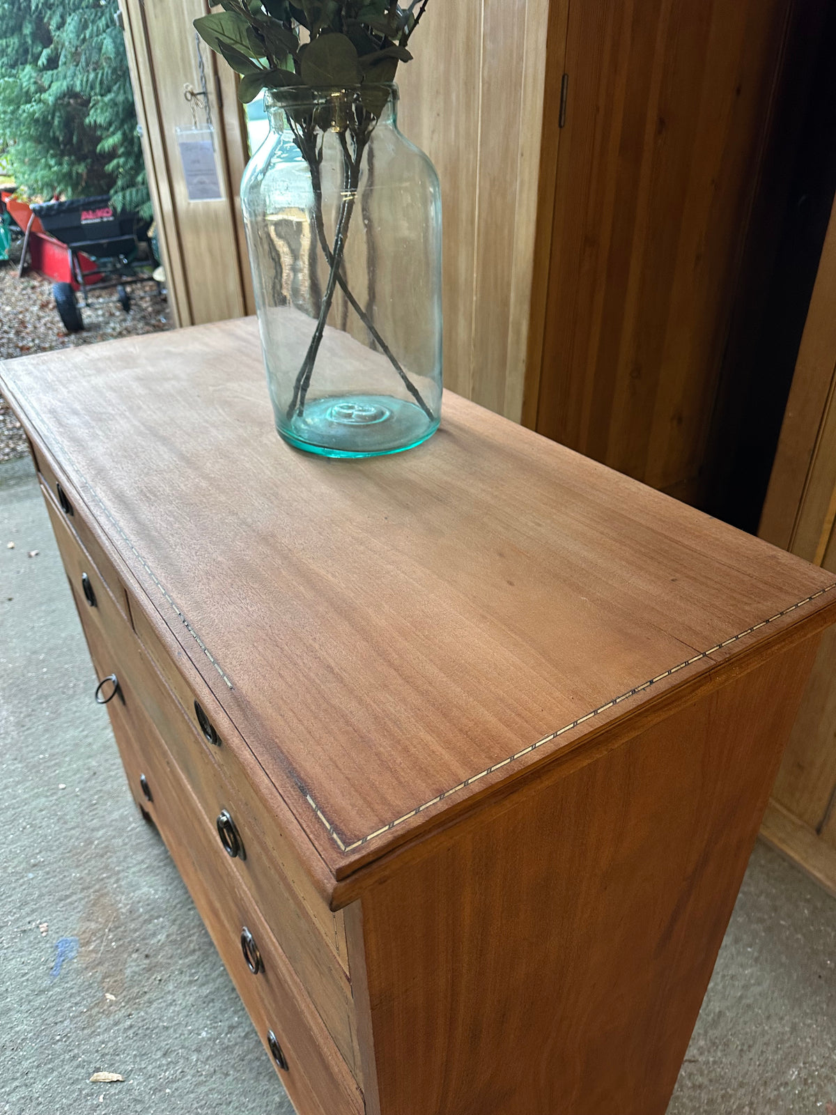 Vintage chest of drawers