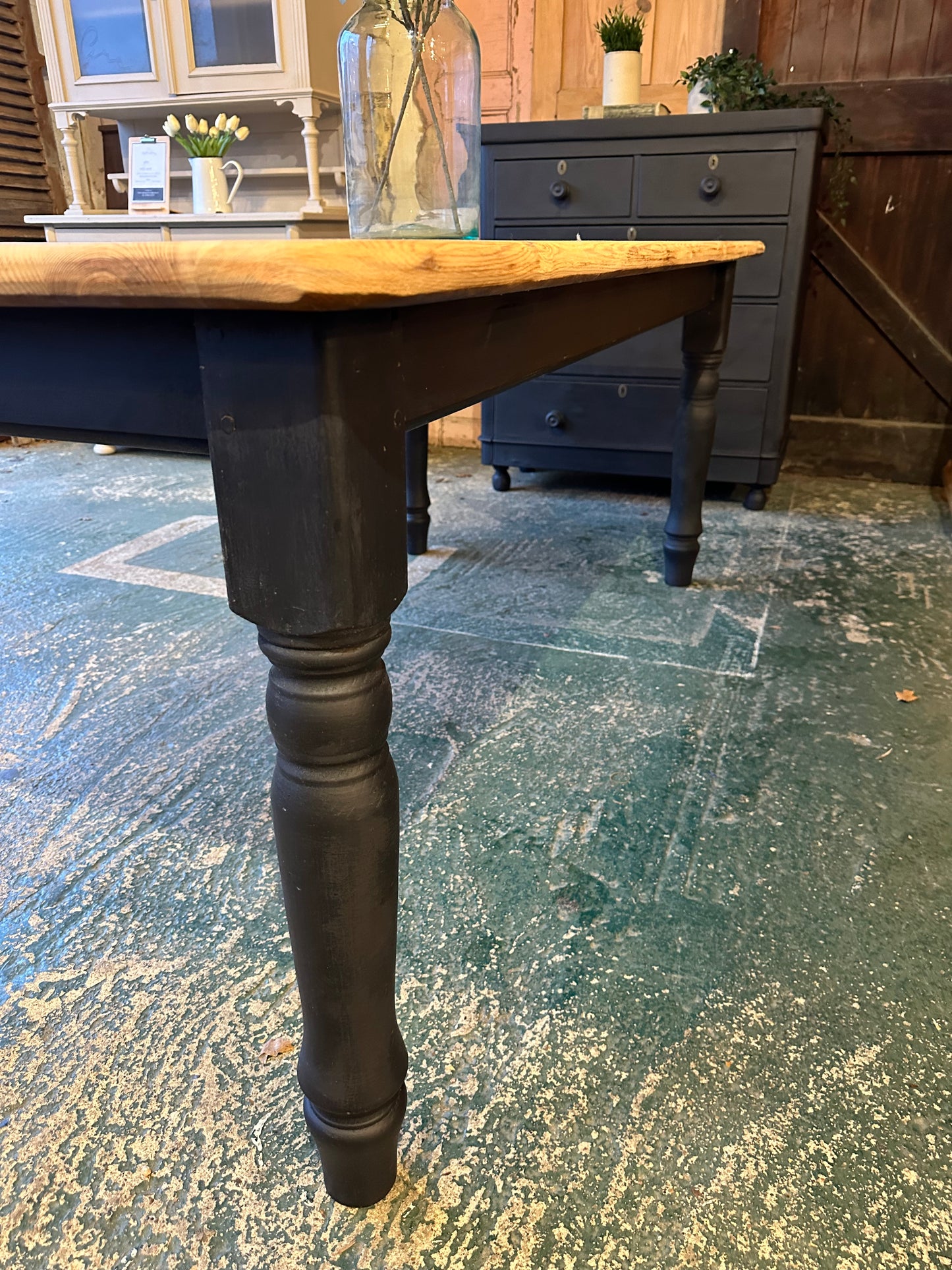 Farmhouse table 8 seater