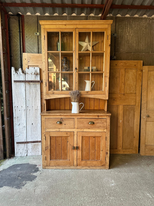 Vintage glazed dresser