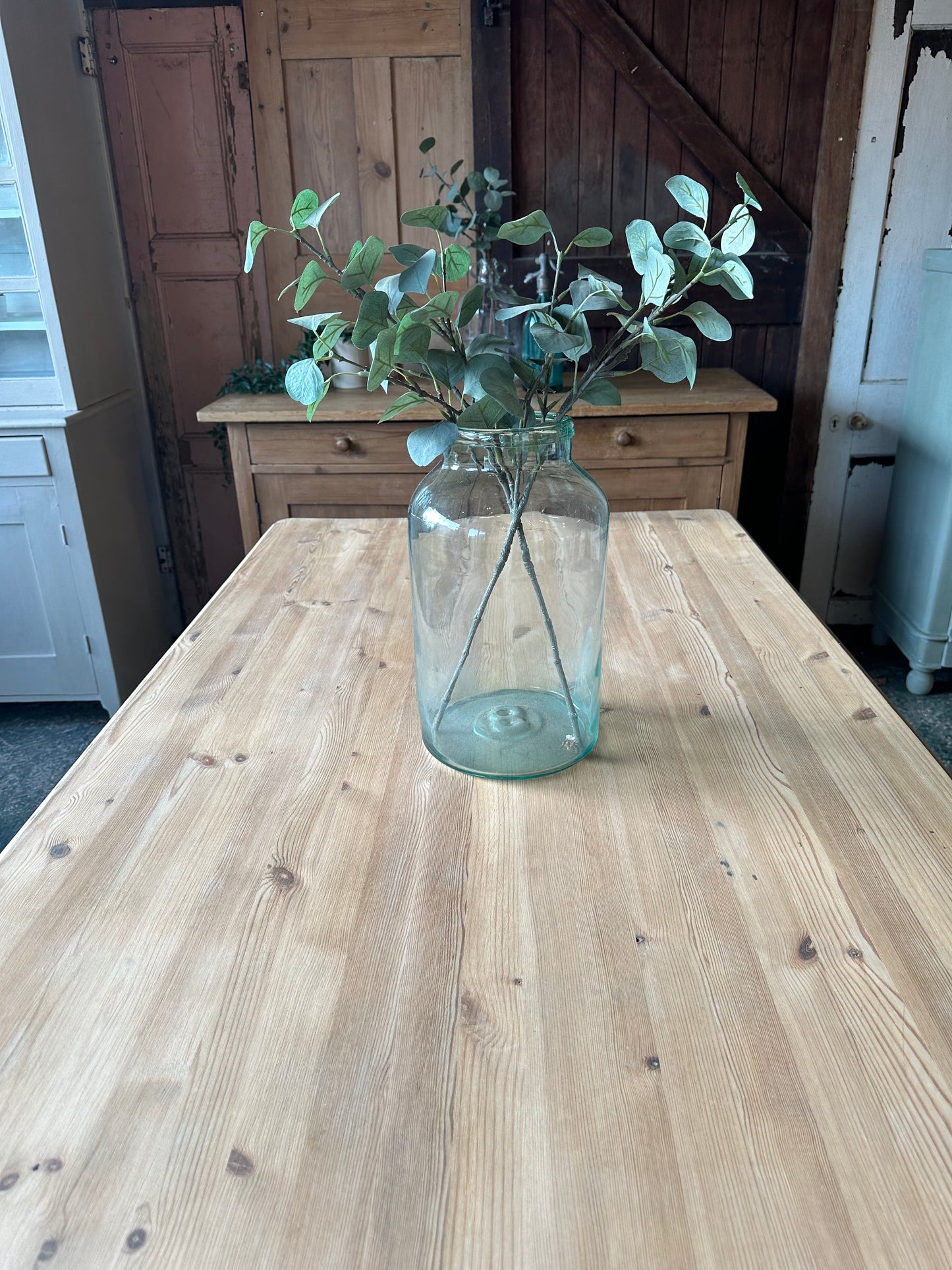 Rustic farmhouse table 8 seater