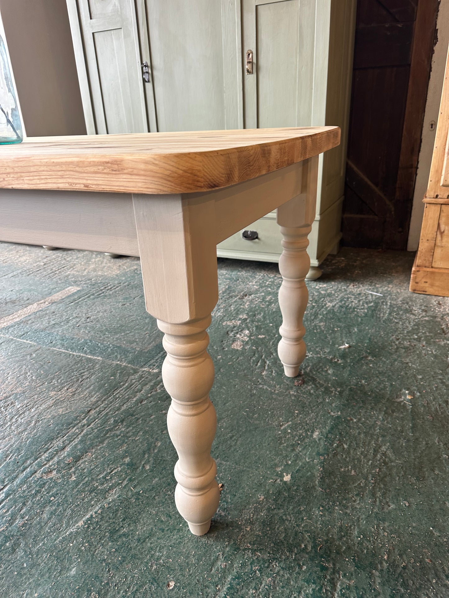 Farmhouse table 8 seater