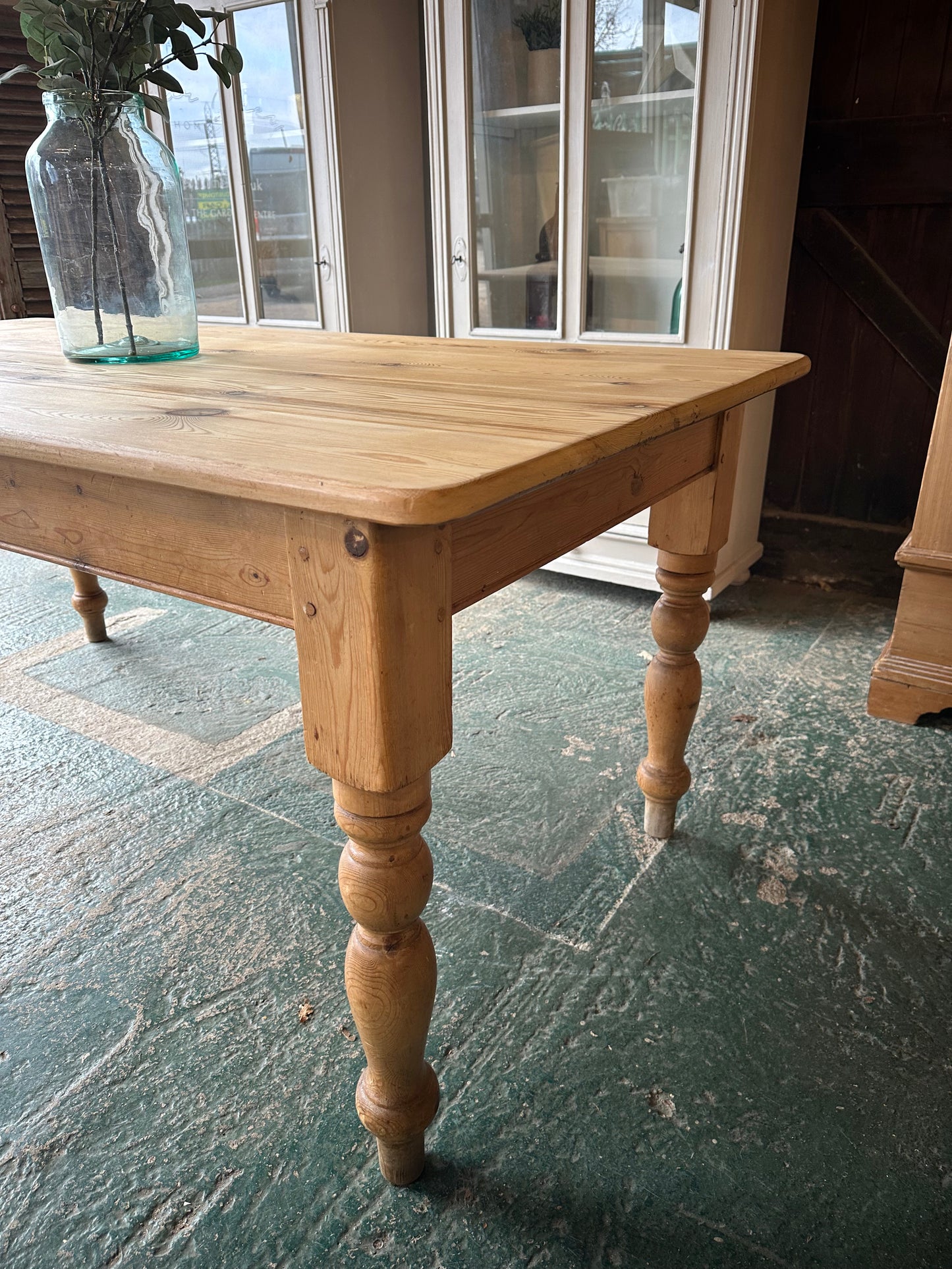 Rustic farmhouse table 8 seater