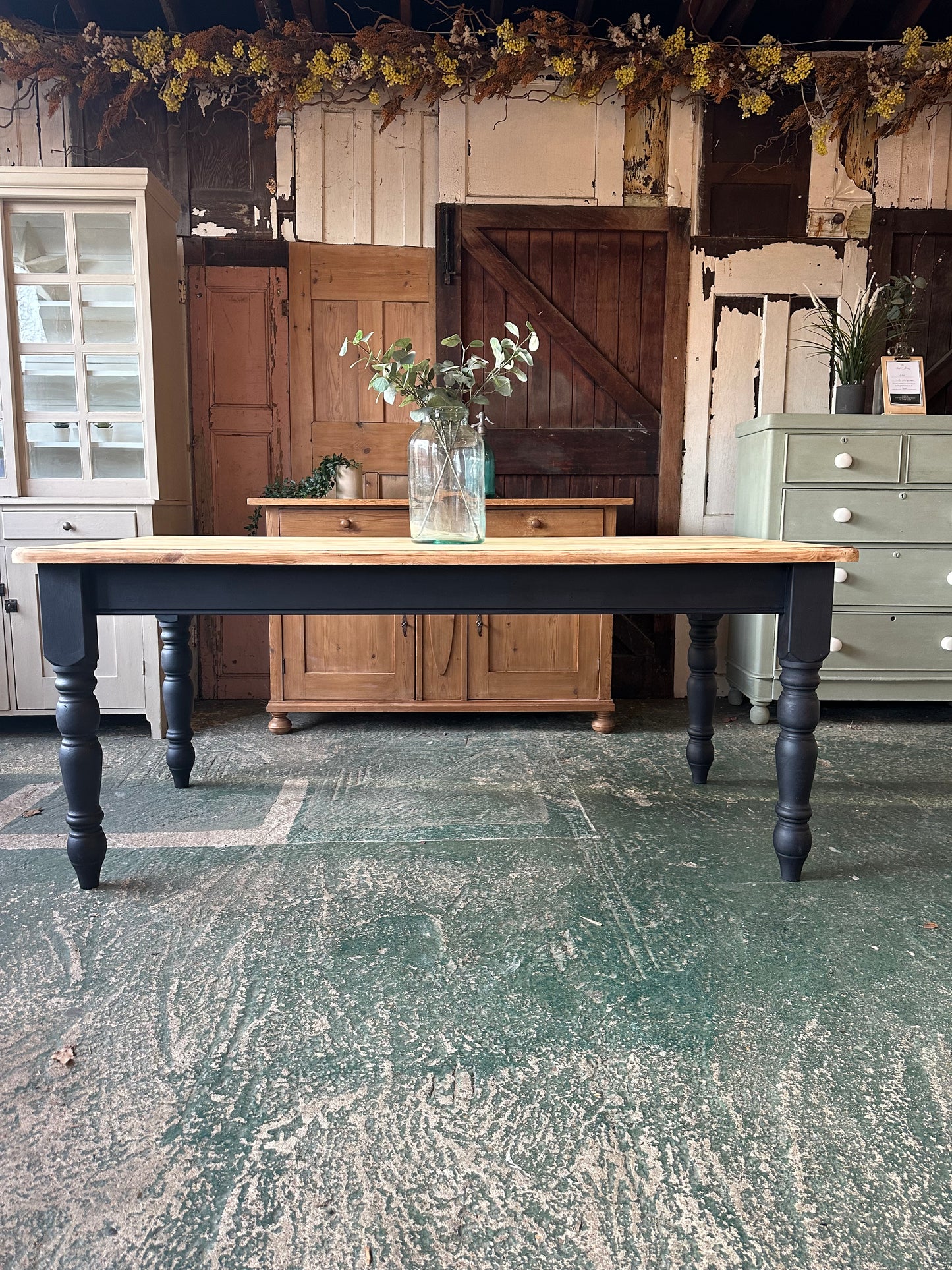 Rustic farmhouse table 8 seater