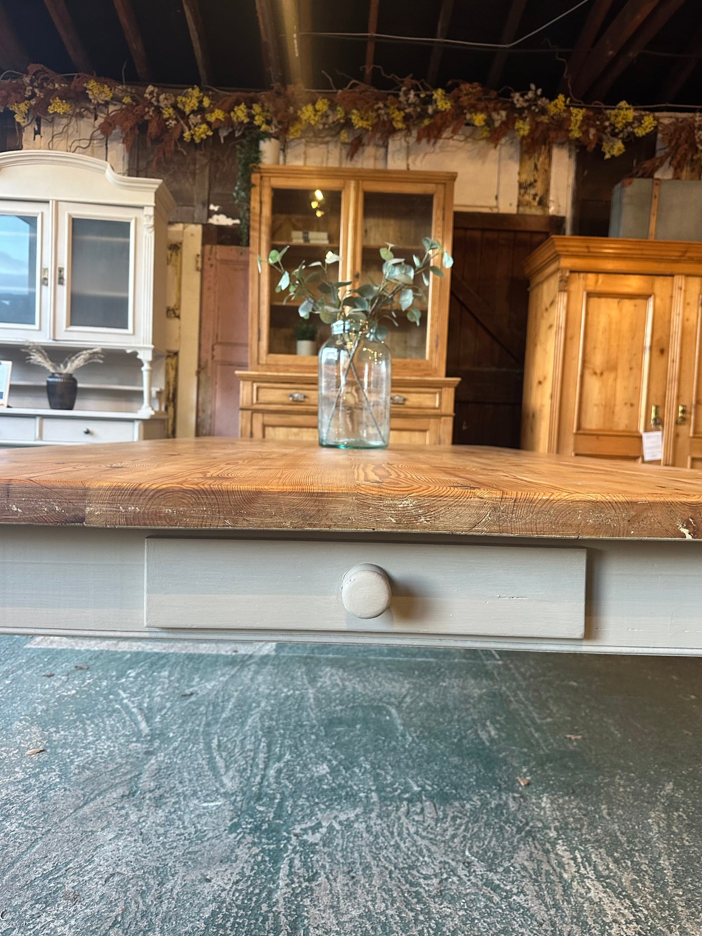 Farmhouse table 10 seater