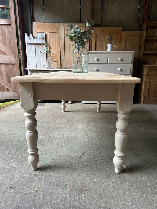 Farmhouse table 8 seater