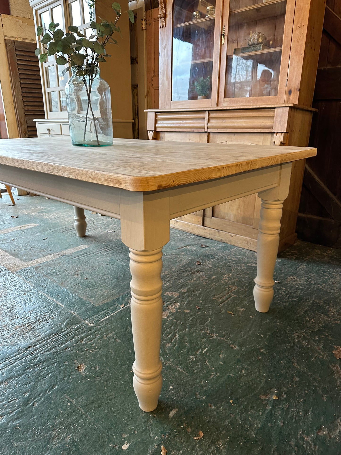 Rustic farmhouse oak table 8 seater