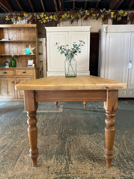 Farmhouse table large 8 seater