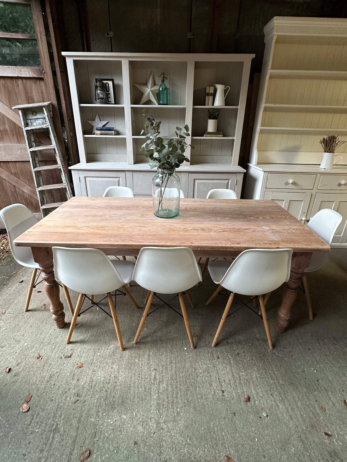 Farmhouse table 8 seater