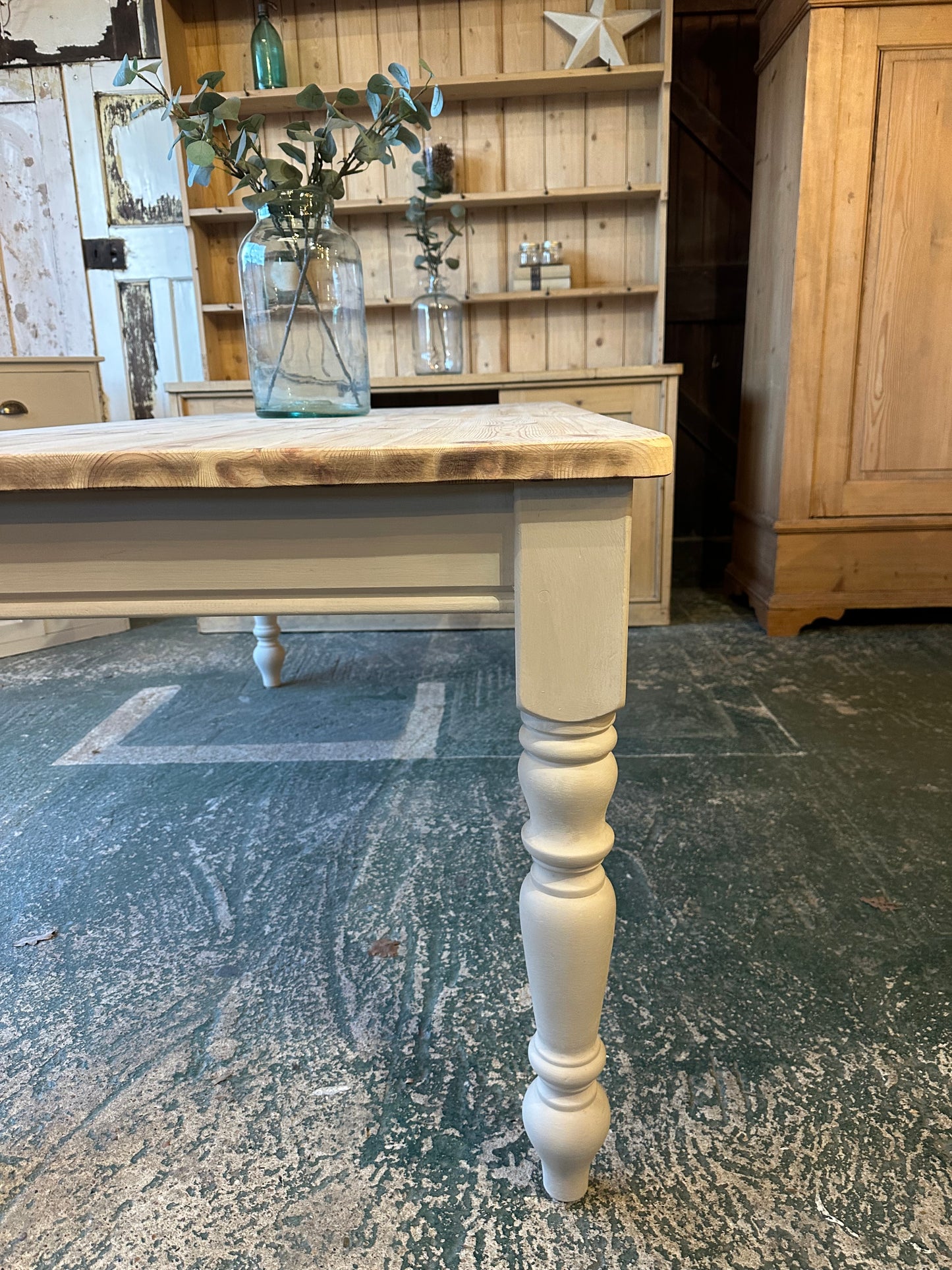 Rustic farmhouse table 8 seater