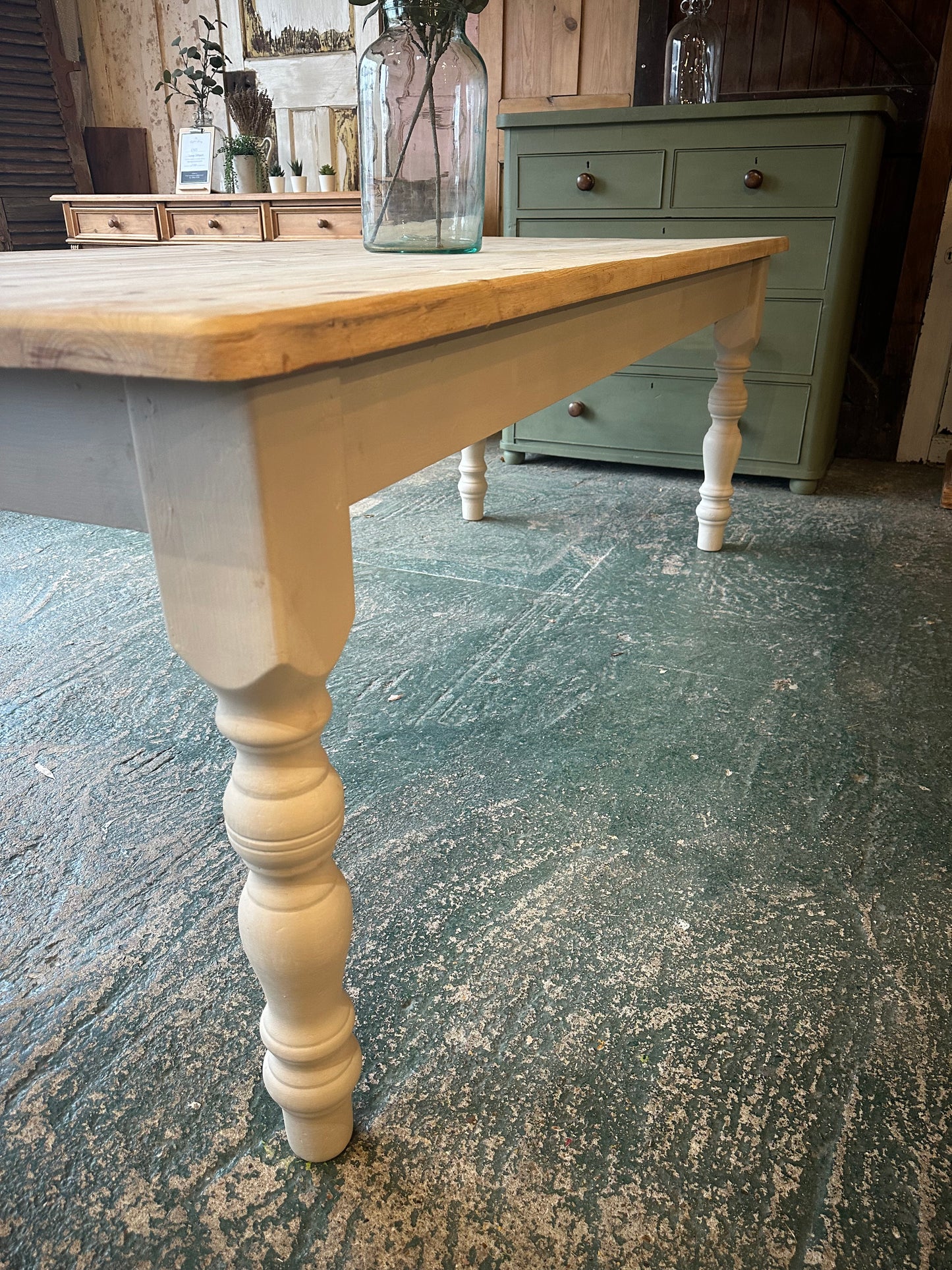 Rustic farmhouse table large 8 seater