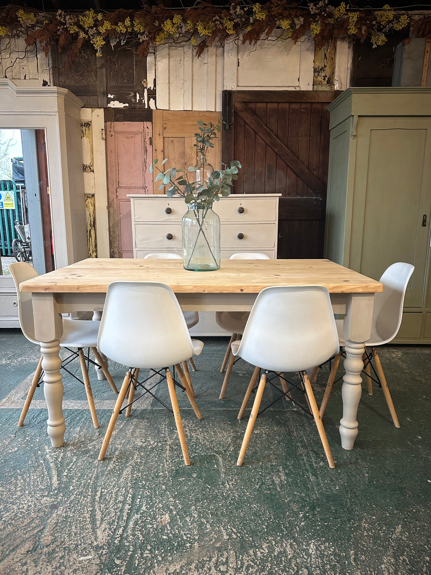 Farmhouse table 6 seater