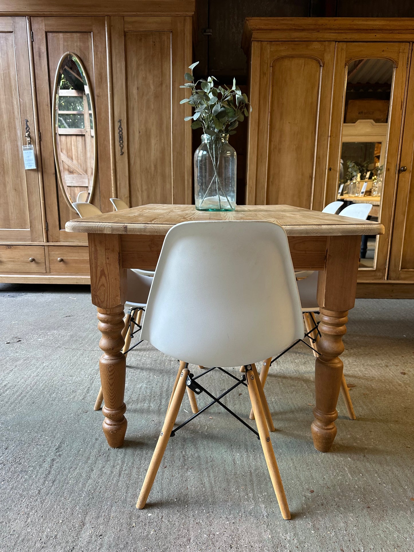Farmhouse table 6 seater