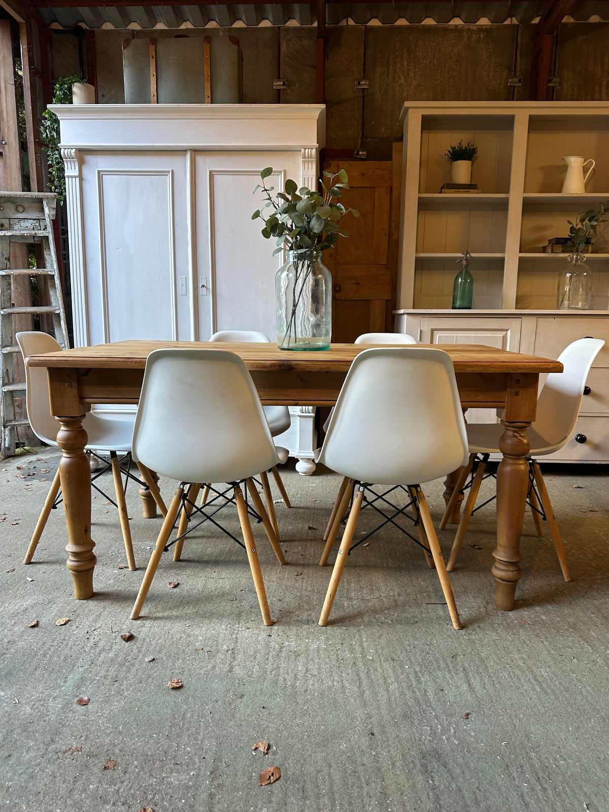 Farmhouse table 6 seater