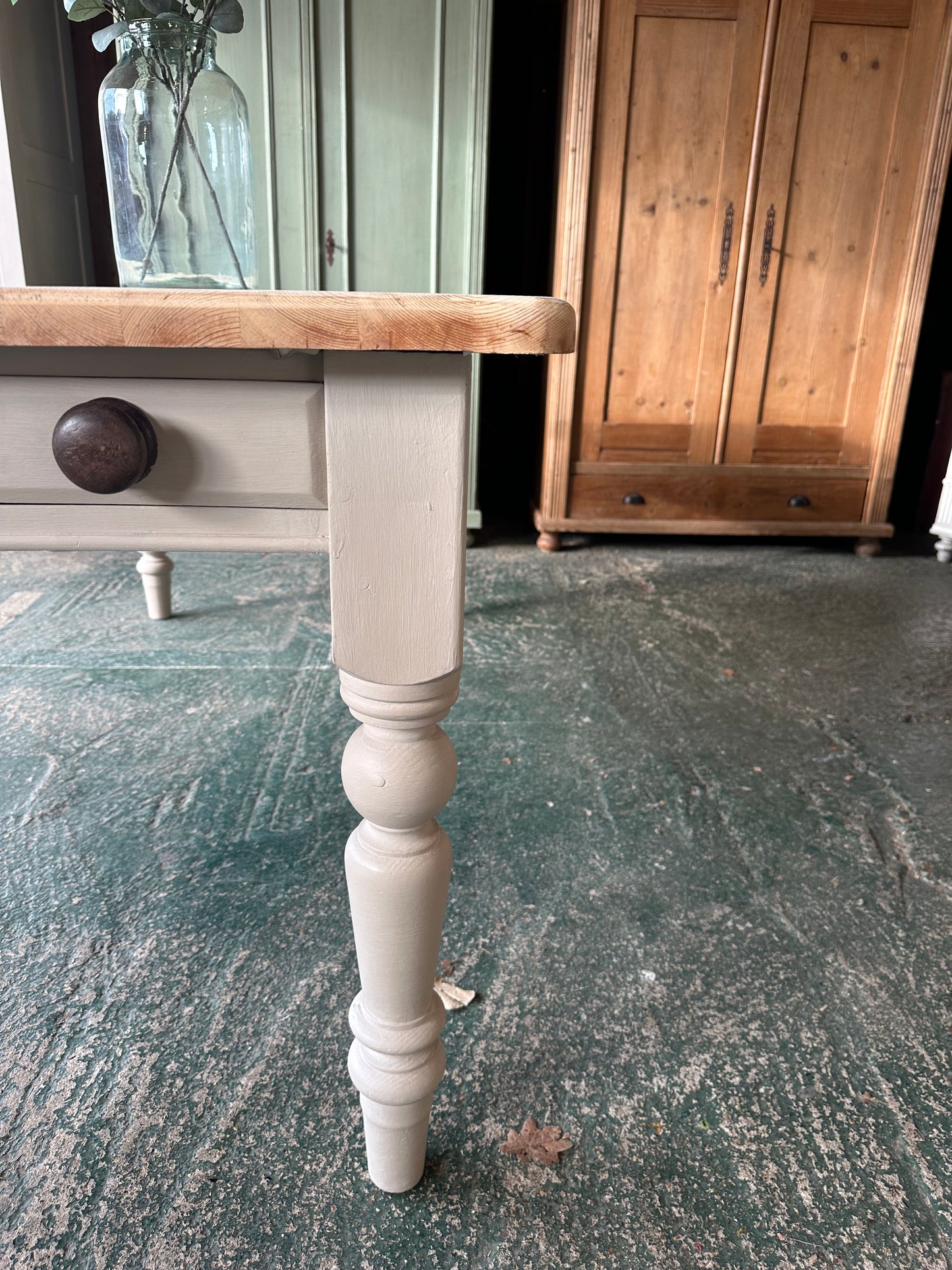 Rustic farmhouse table 8 seater