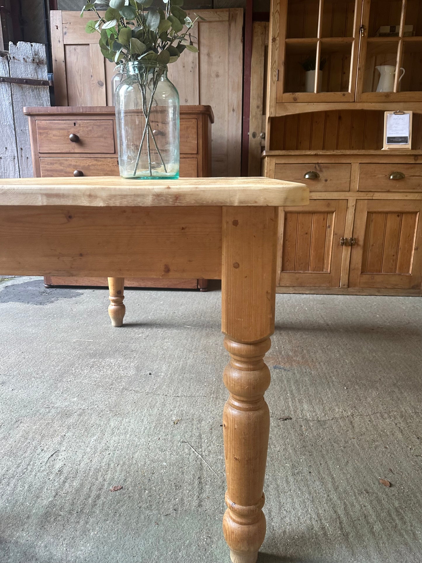 Farmhouse table 6 seater / desk