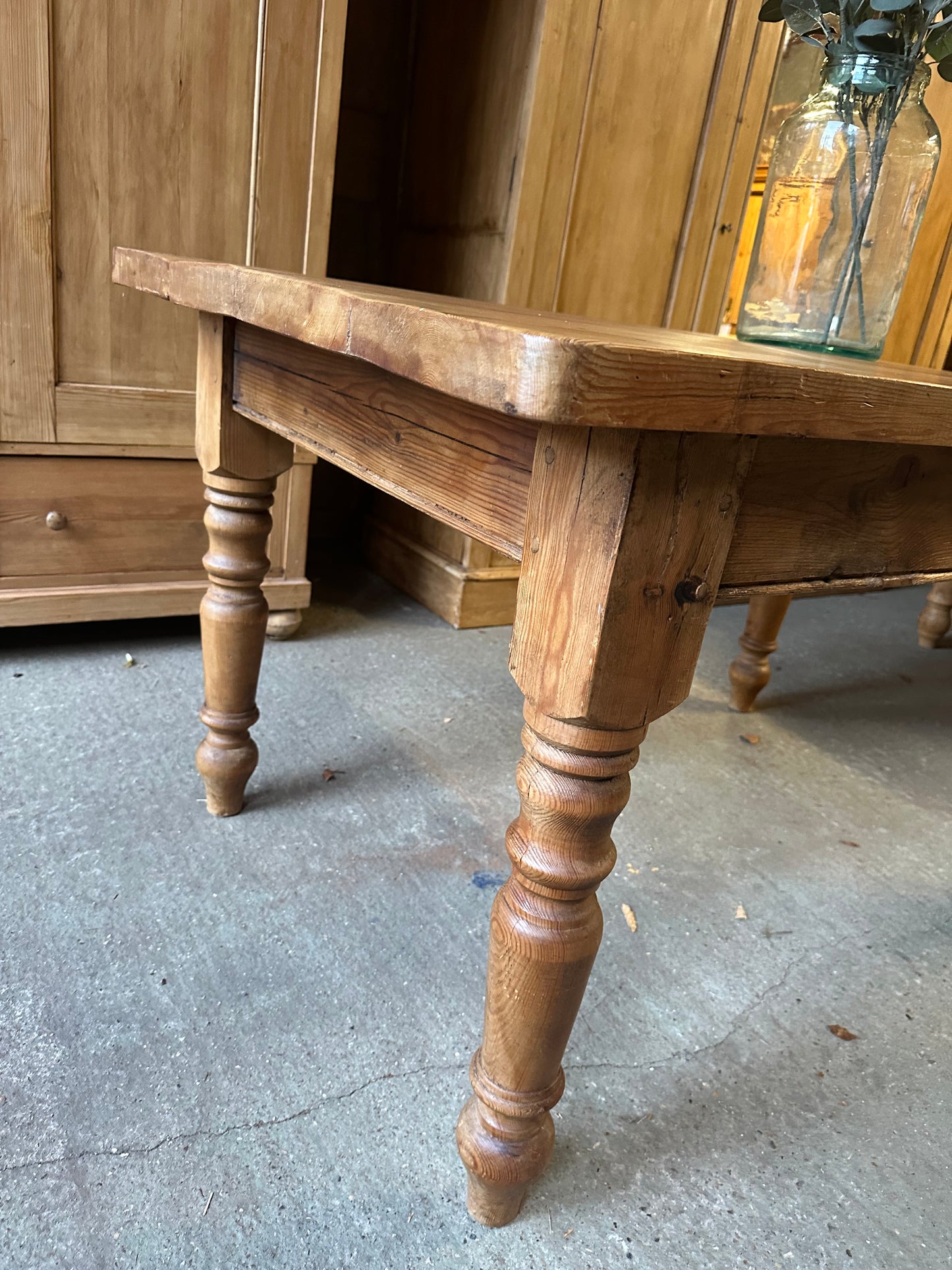 Farmhouse table 6 seater