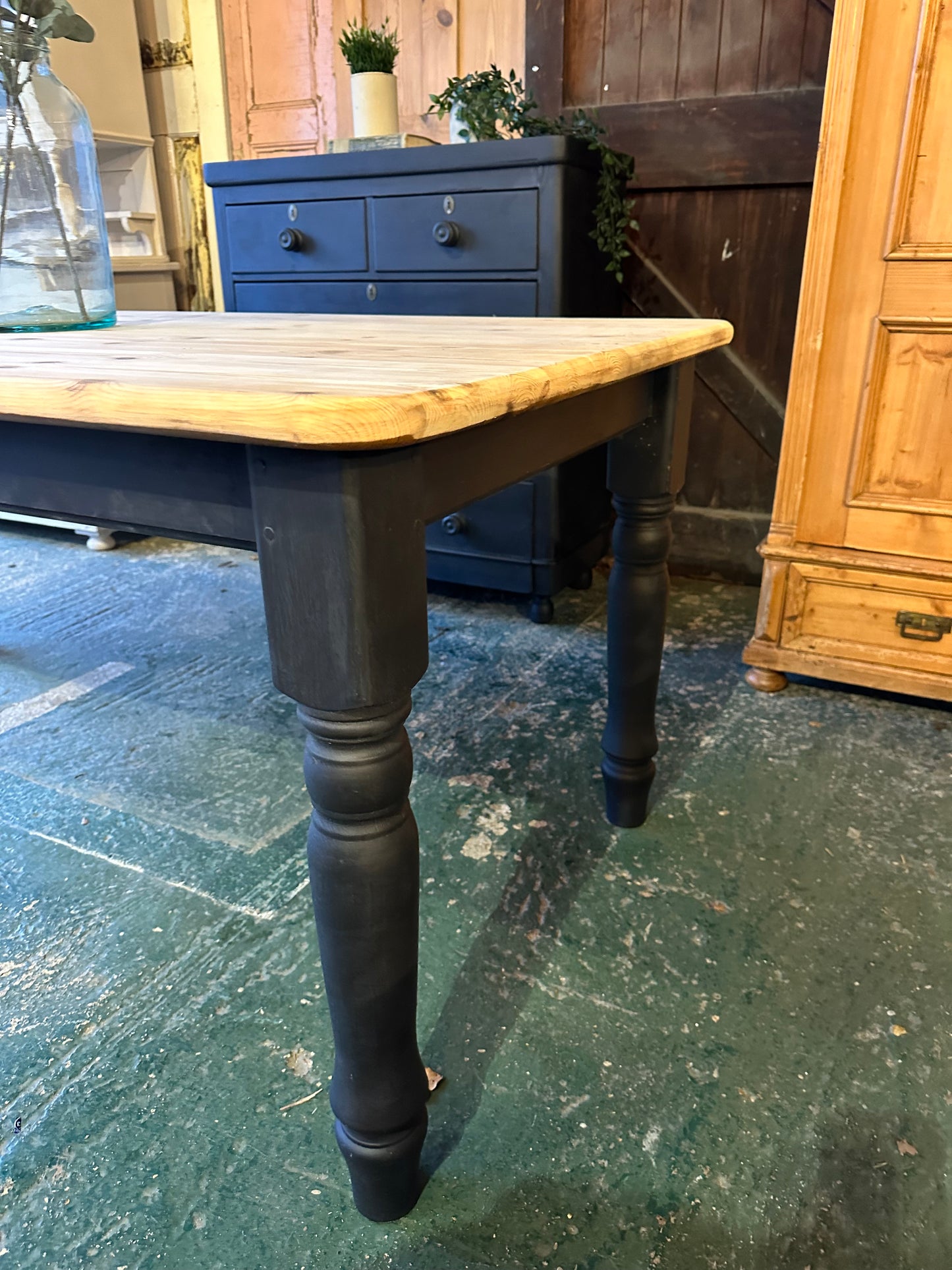 Farmhouse table 8 seater