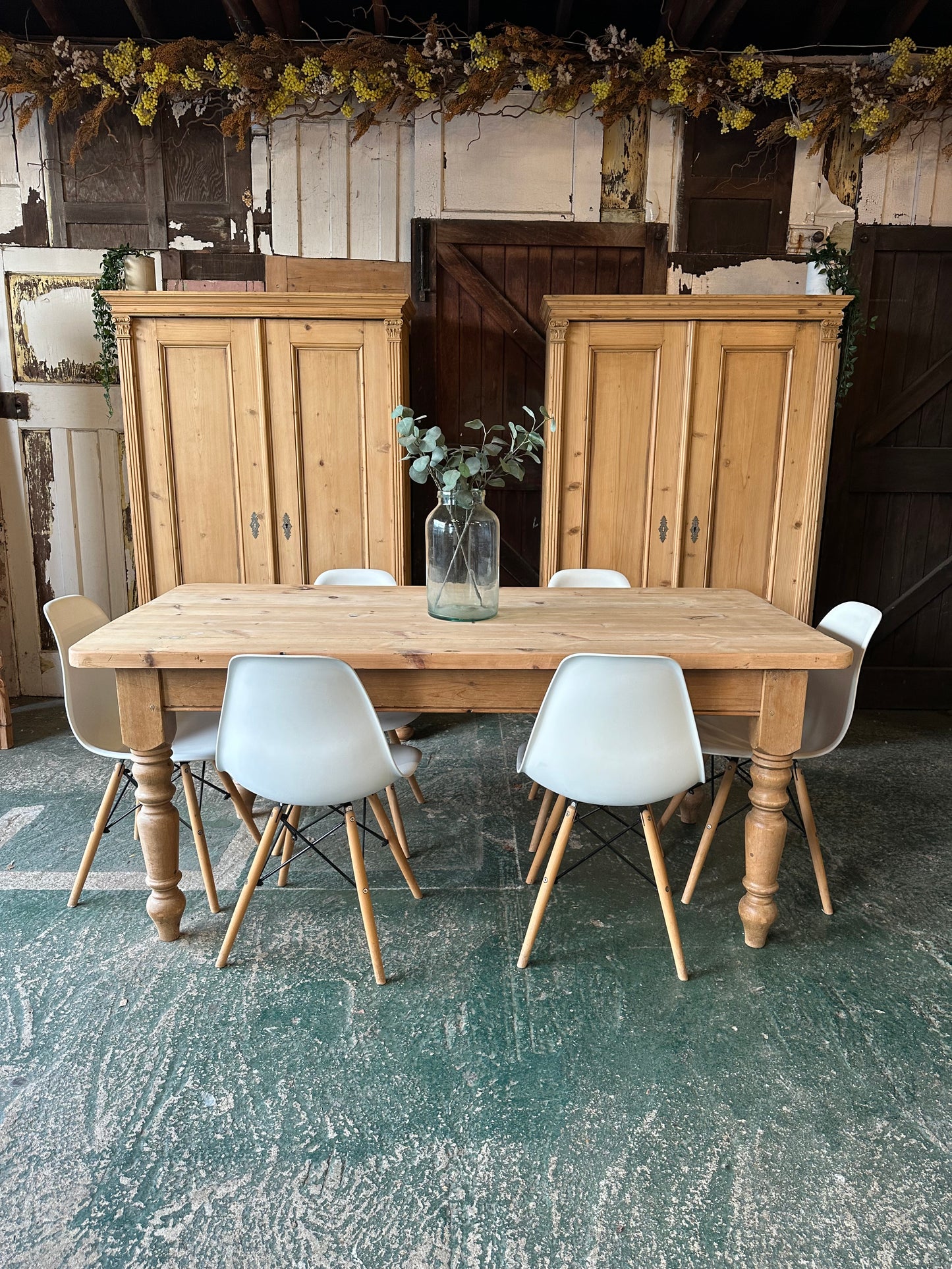 Rustic farmhouse table large 6 seater