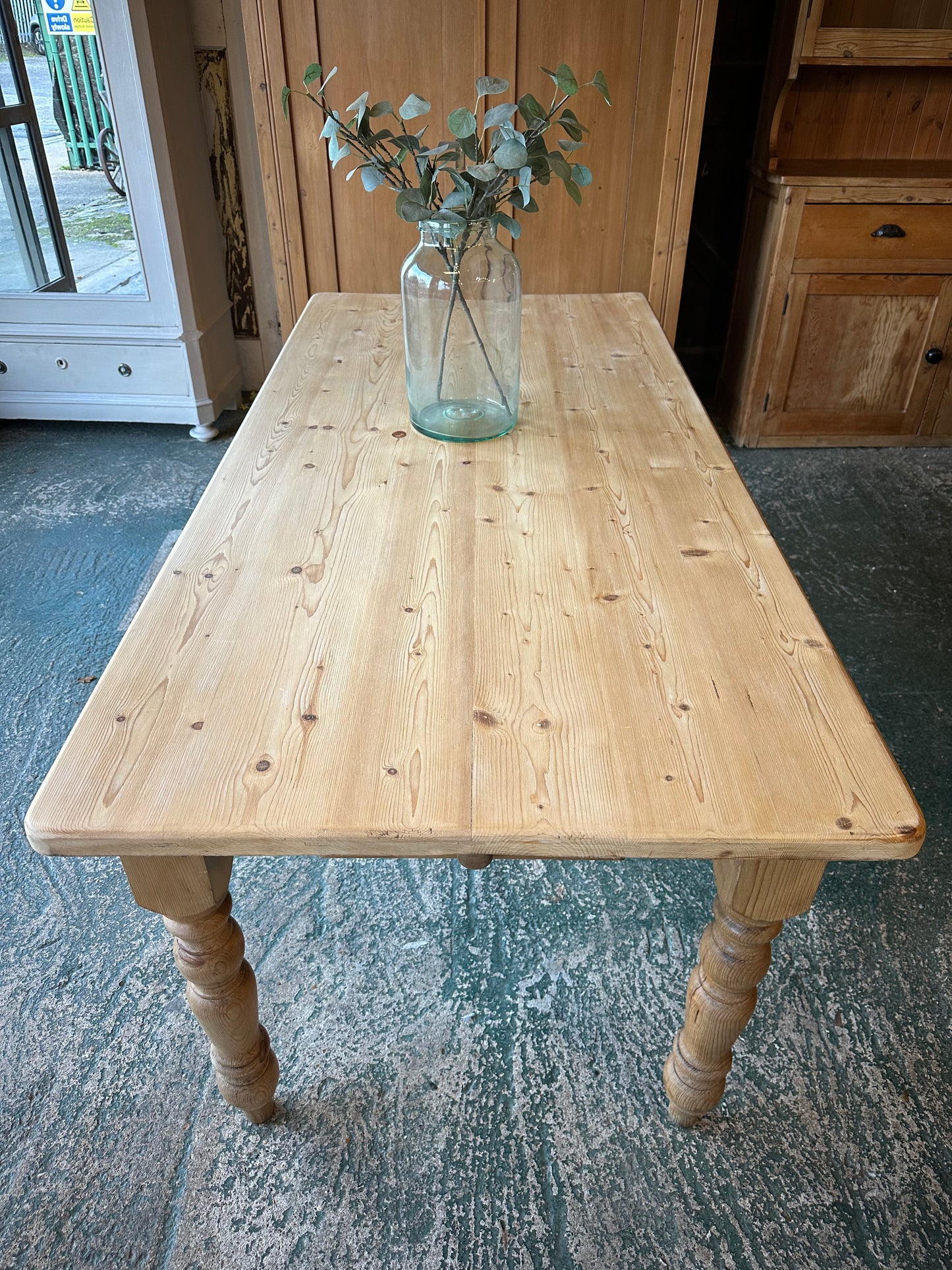 Rustic farmhouse table 8 seater