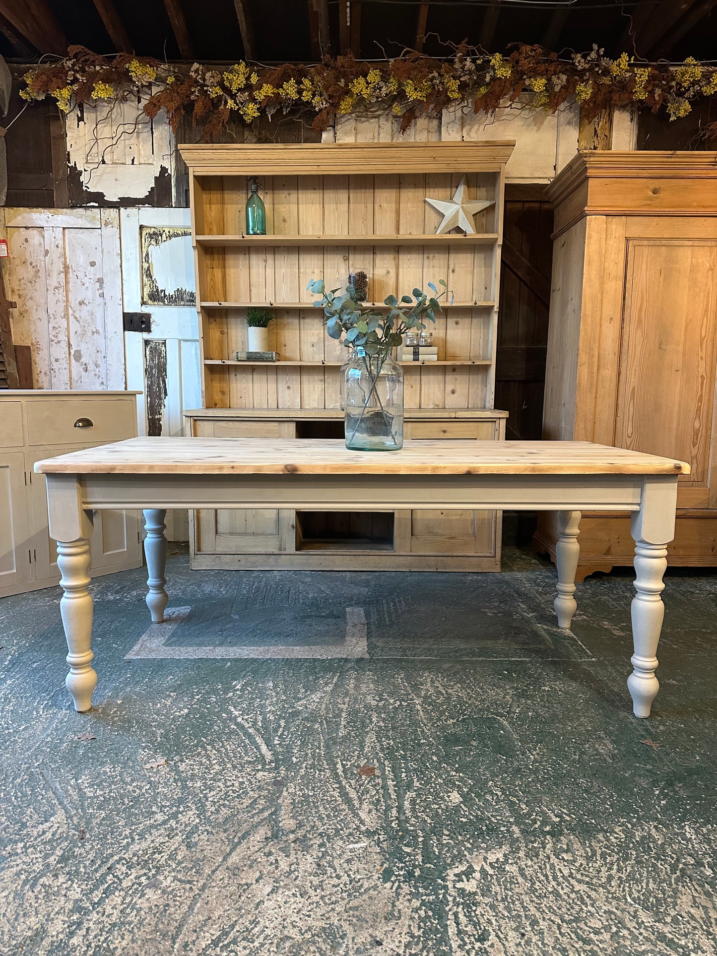 Rustic farmhouse table 8 seater